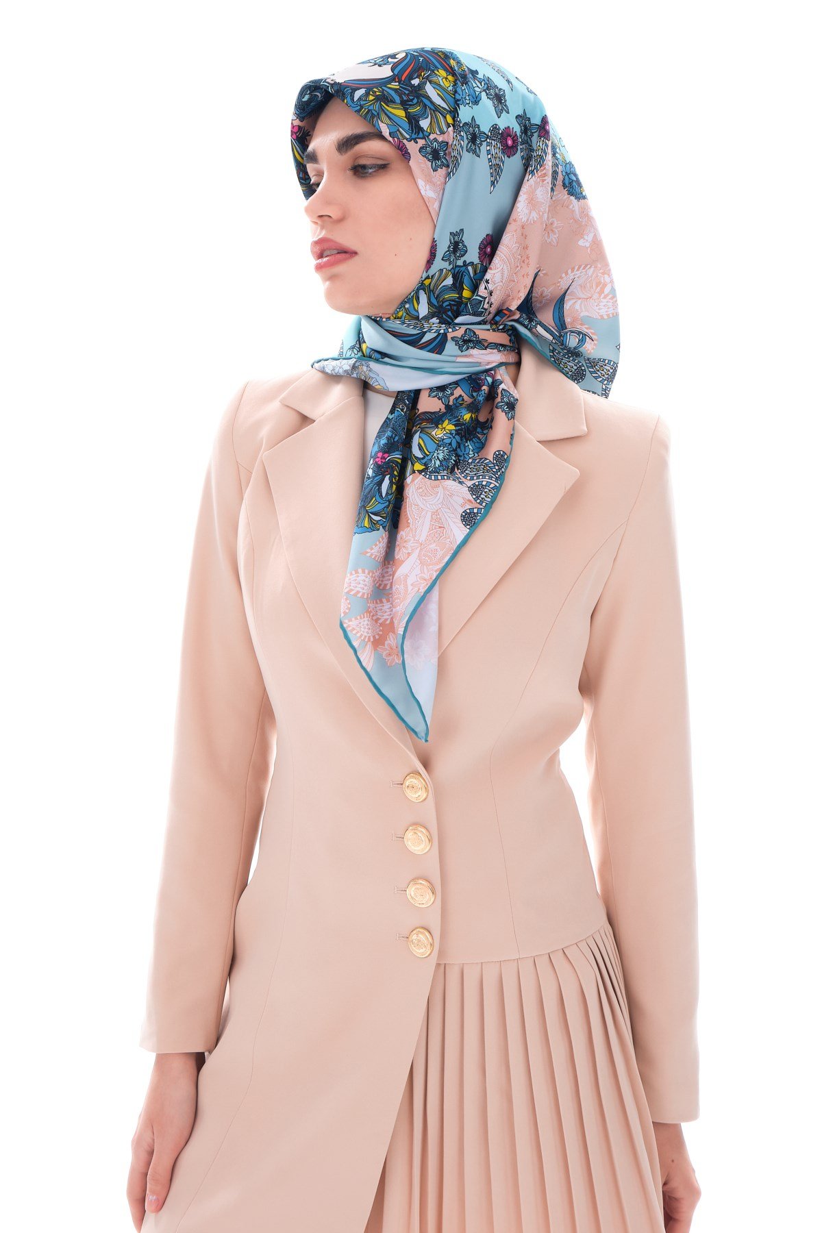 EŞARPEtro Desen Gold Seri Twill Eşarp Askısı ile Birlikte 90x90 cm