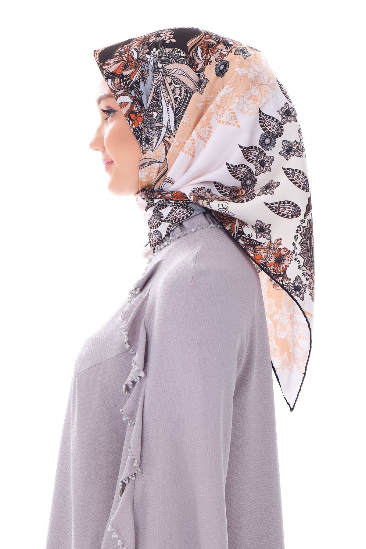 EŞARPEtro Desen Gold Seri Twill Eşarp Askısı ile Birlikte 90x90 cm