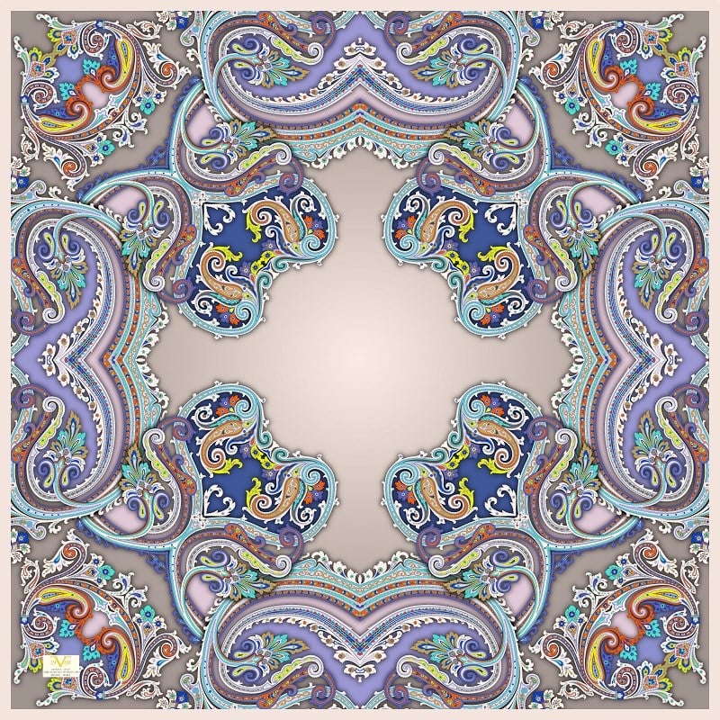 EŞARPEtro Desen İtalyan Şifon Seri Eşarp Askısı İle Birlikte 140X140 cm