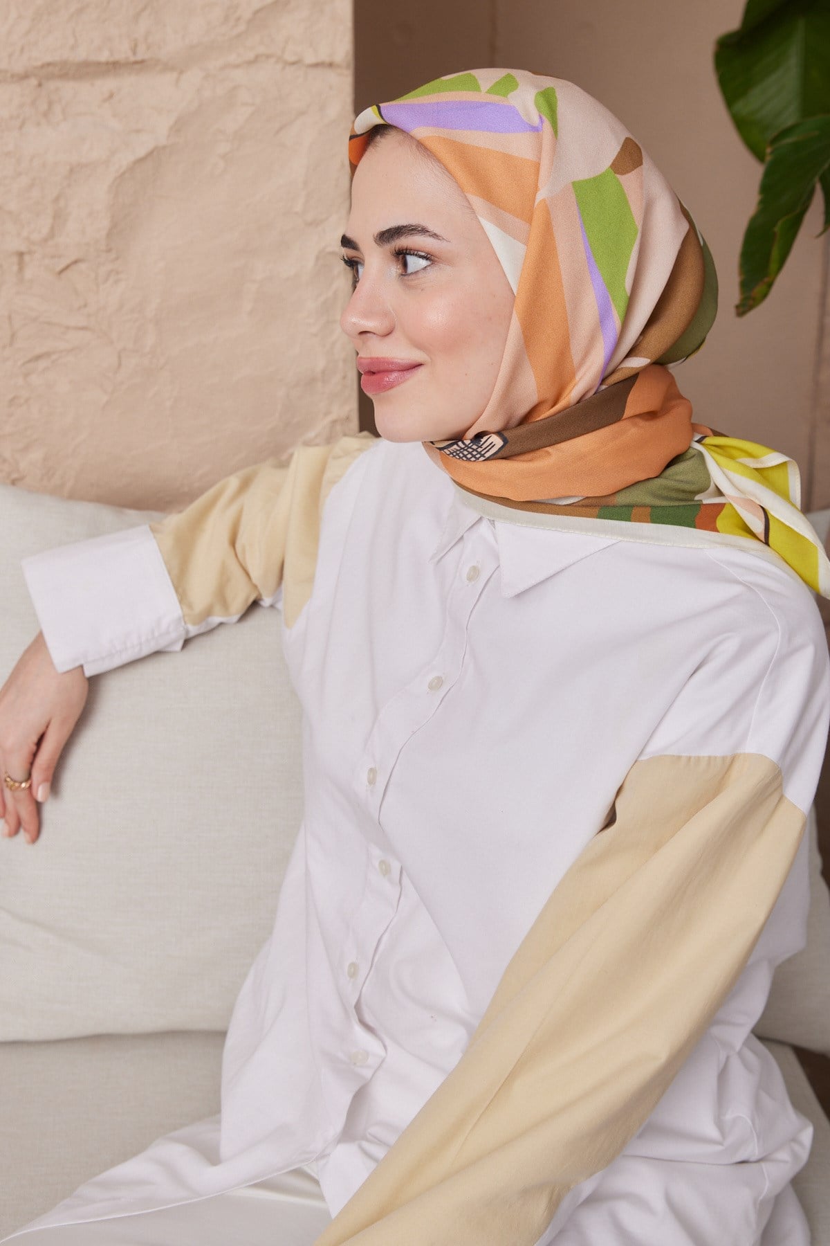 EŞARPDesenli Modal Twil Seri Seri Eşarp Askısı İle Birlikte 100X100 cm