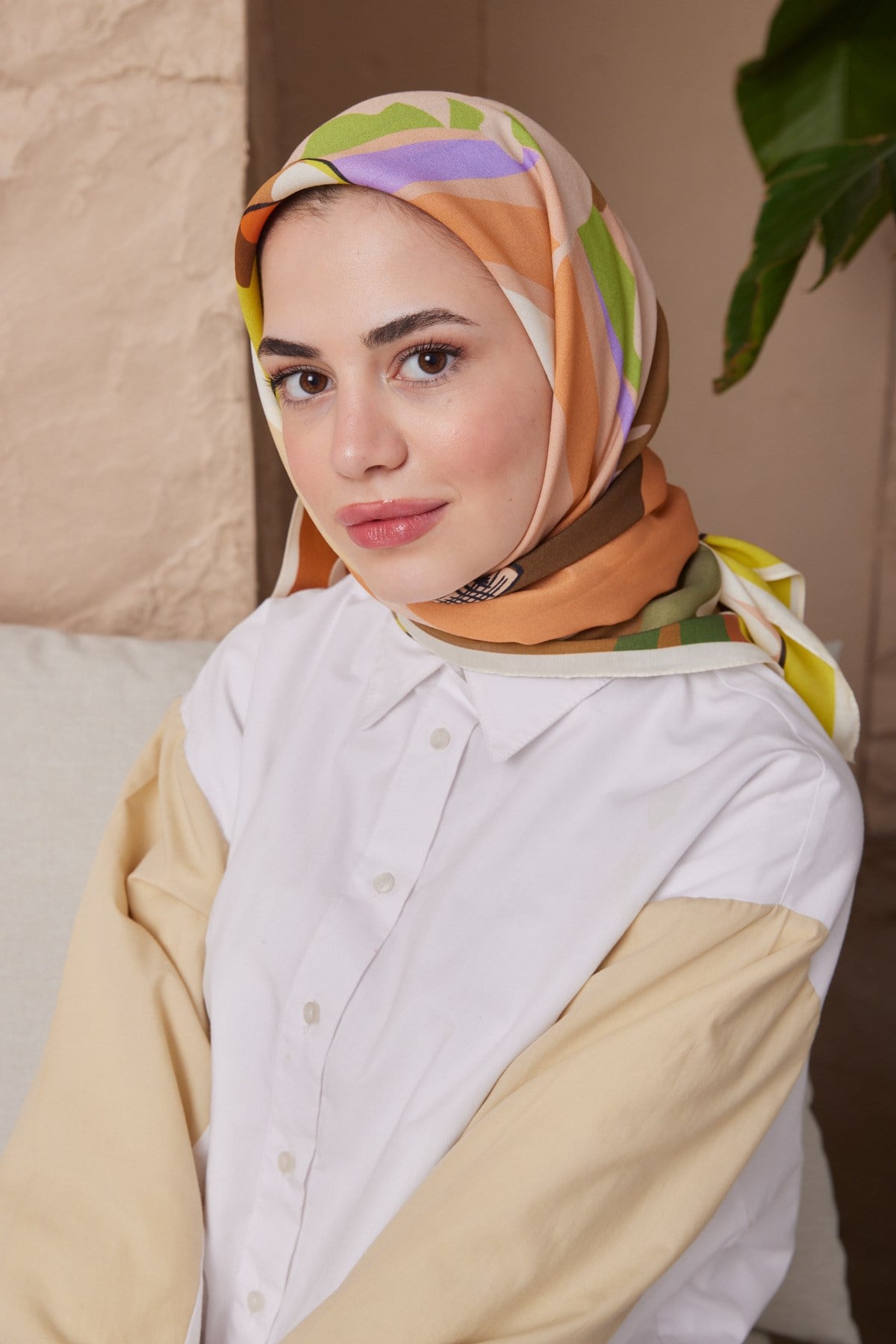 EŞARPDesenli Modal Twil Seri Seri Eşarp Askısı İle Birlikte 100X100 cm