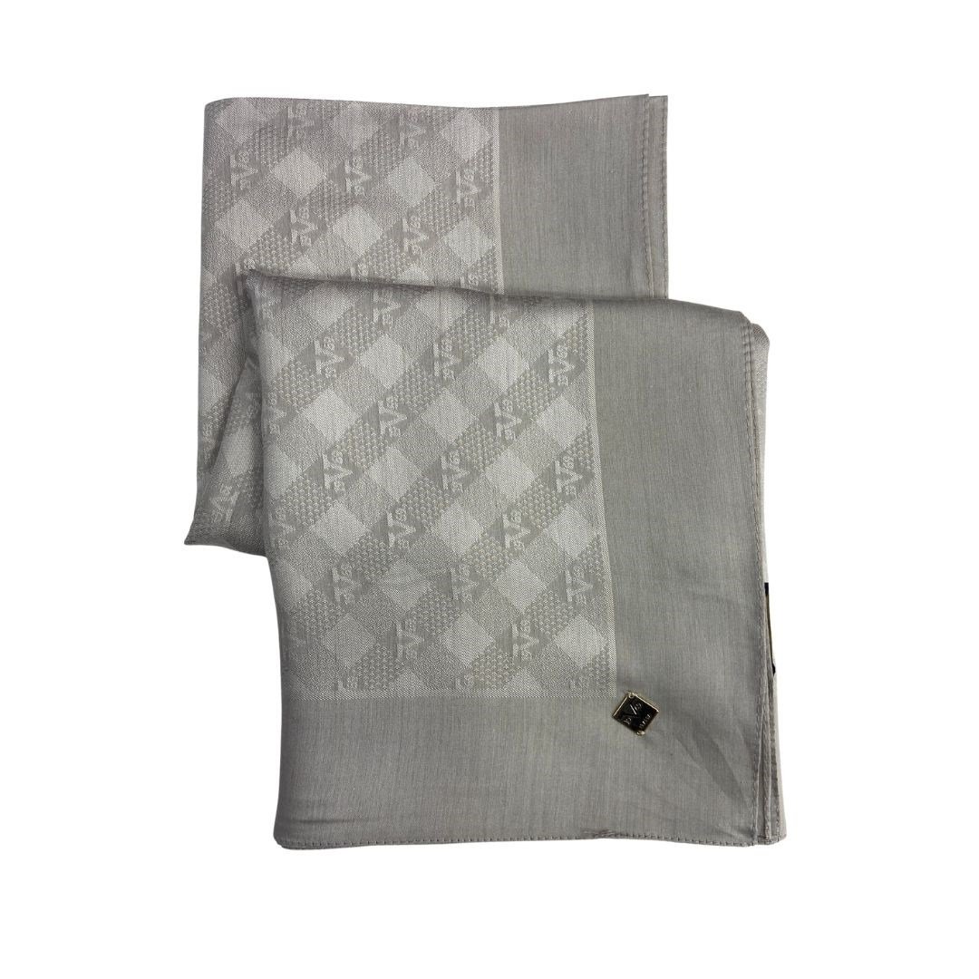 EŞARPDüz Renk Jakarlı Yün Seri Eşarp Askısı ile Birlikte 120x120 cm