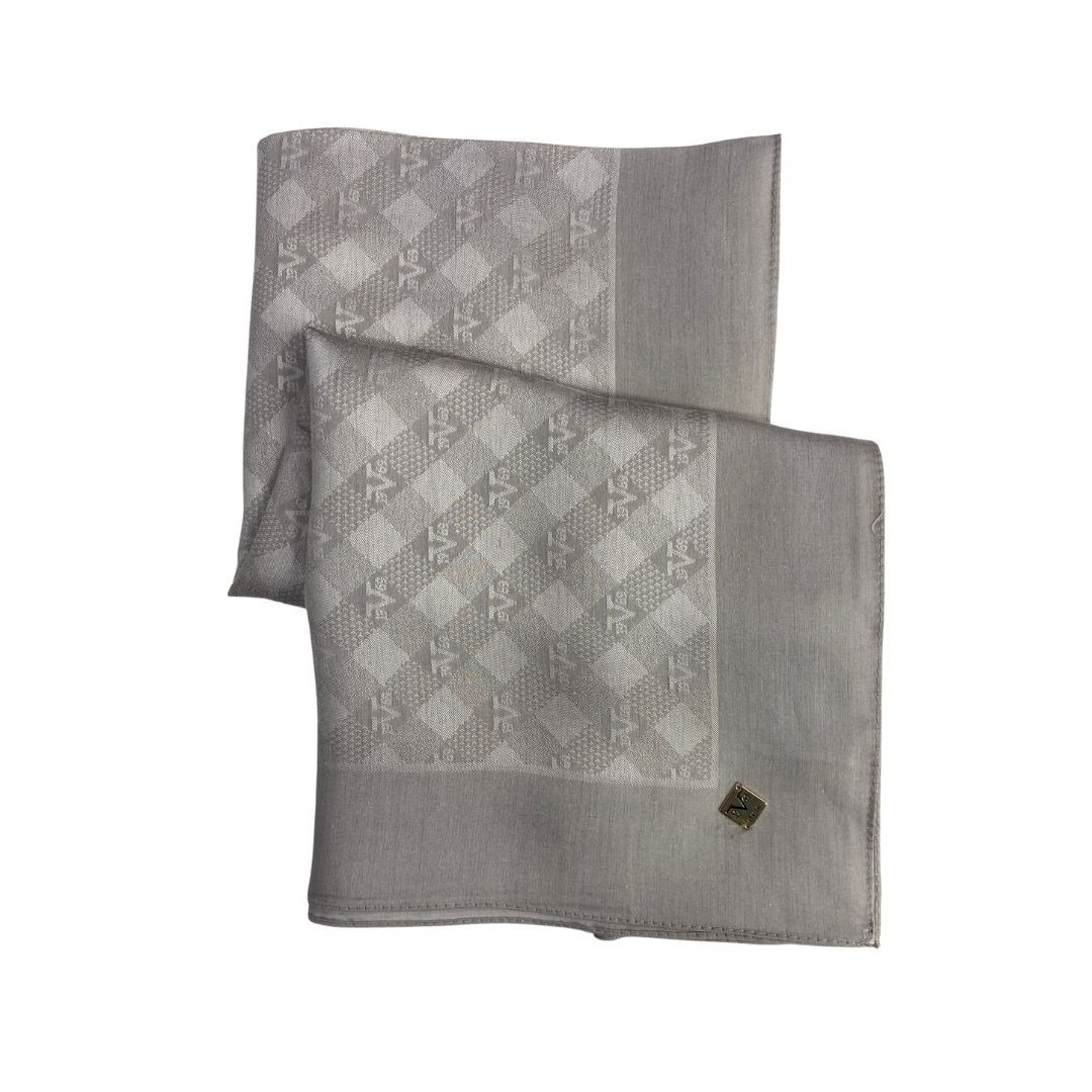 EŞARPDüz Renk Jakarlı Yün Seri Eşarp Askısı ile Birlikte 120x120 cm