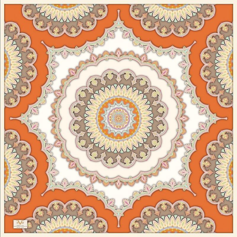EŞARPDesenli  WOOLLY Seri Eşarp Askısı İle Birlikte 94X94 cm
