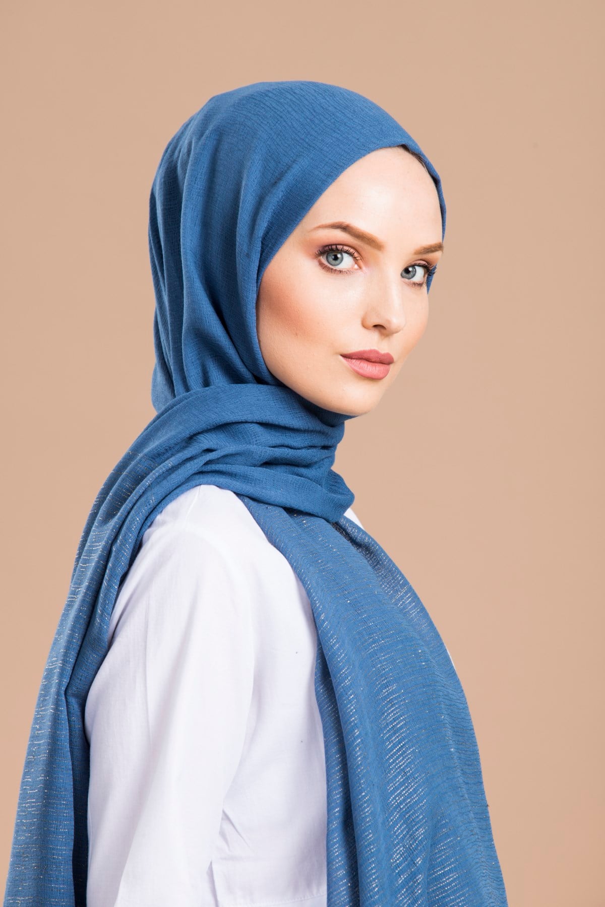COTTON ŞALDüz Renk Cotton Seri Şal Askısı ile Birlikte 75x200 cm