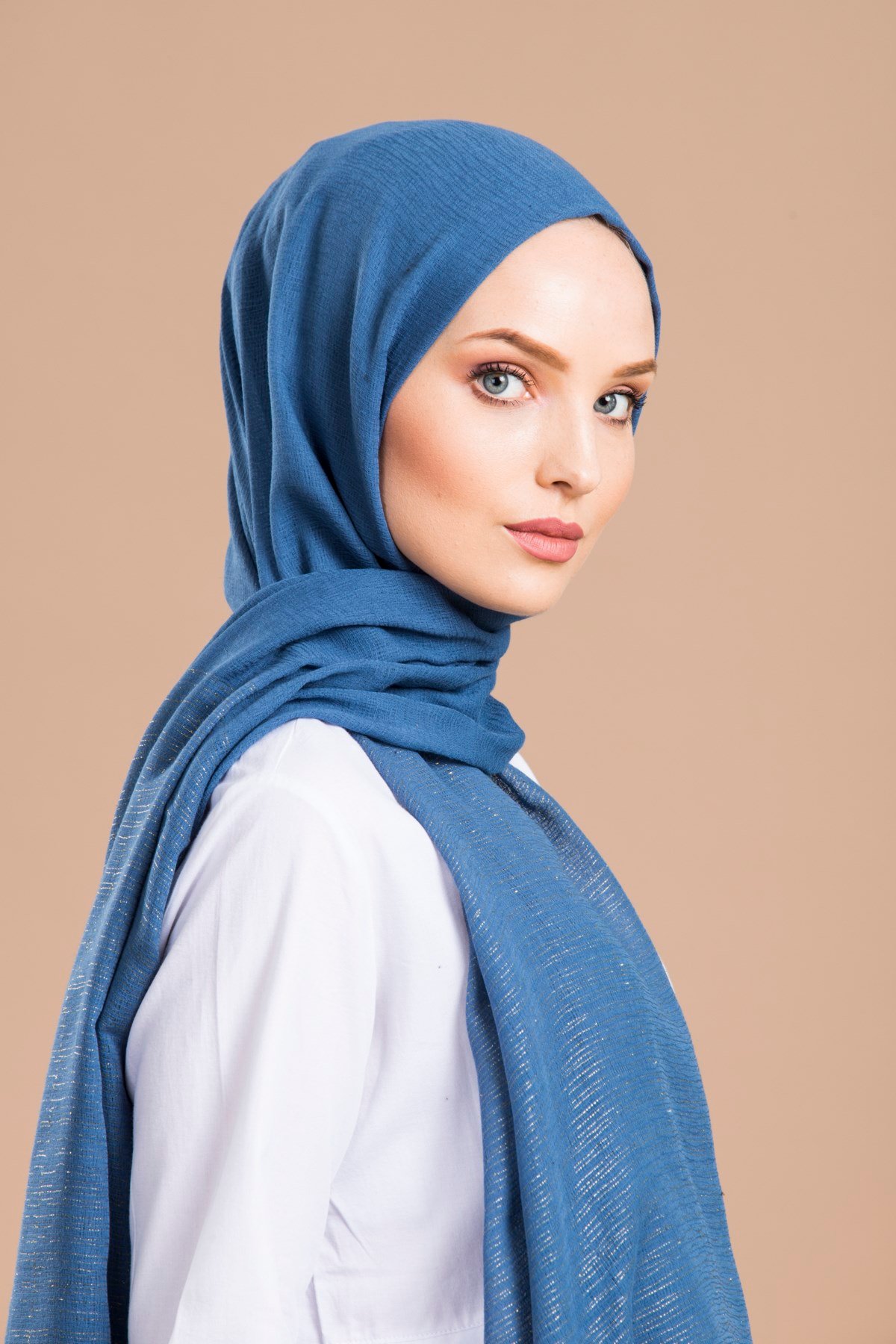 COTTON ŞALDüz Renk Cotton Seri Şal Askısı ile Birlikte 75x200 cm