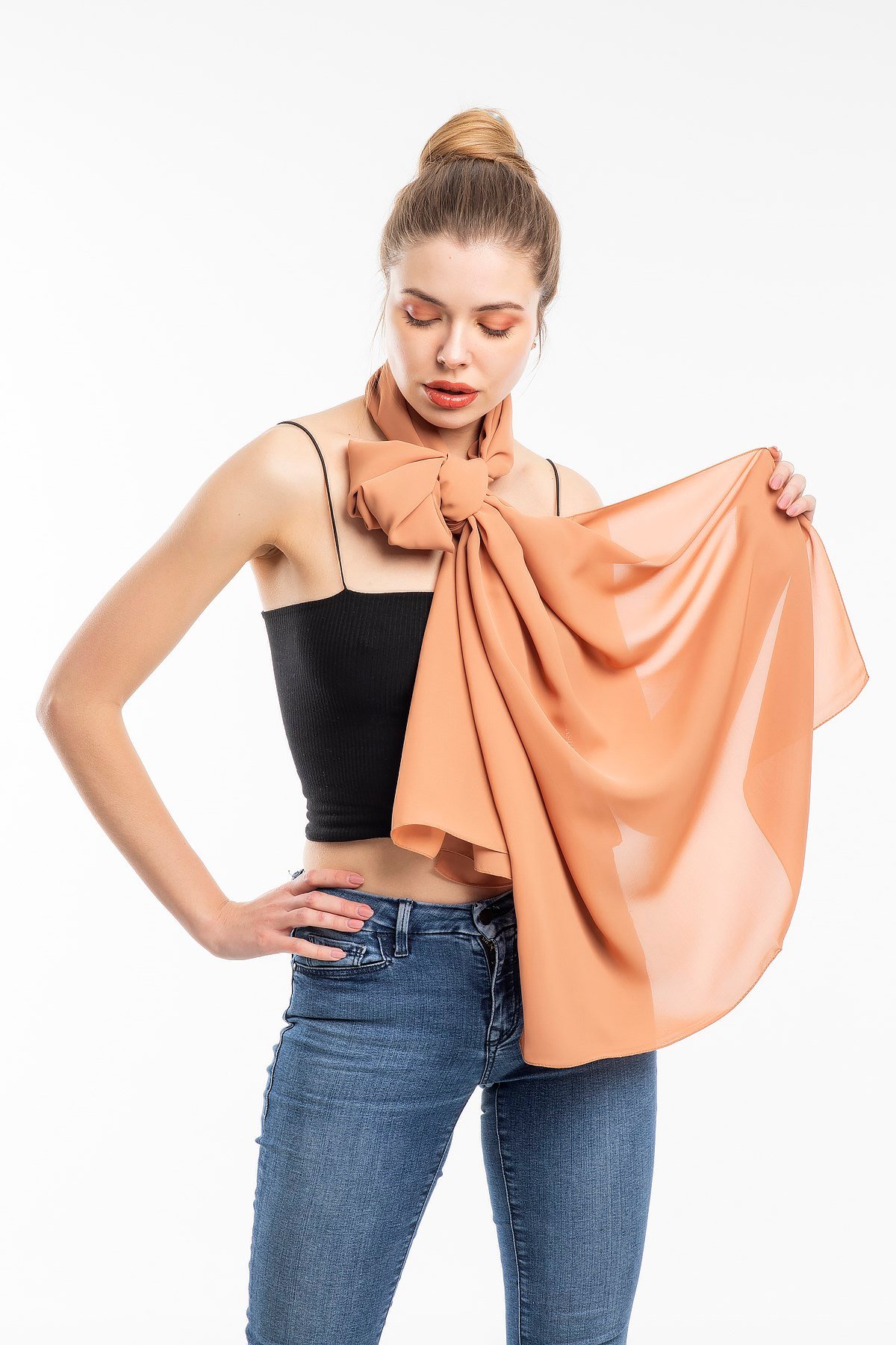 ŞALDüz Desen Togo Seri Şal Askısı ile Birlikte 75x200 cm