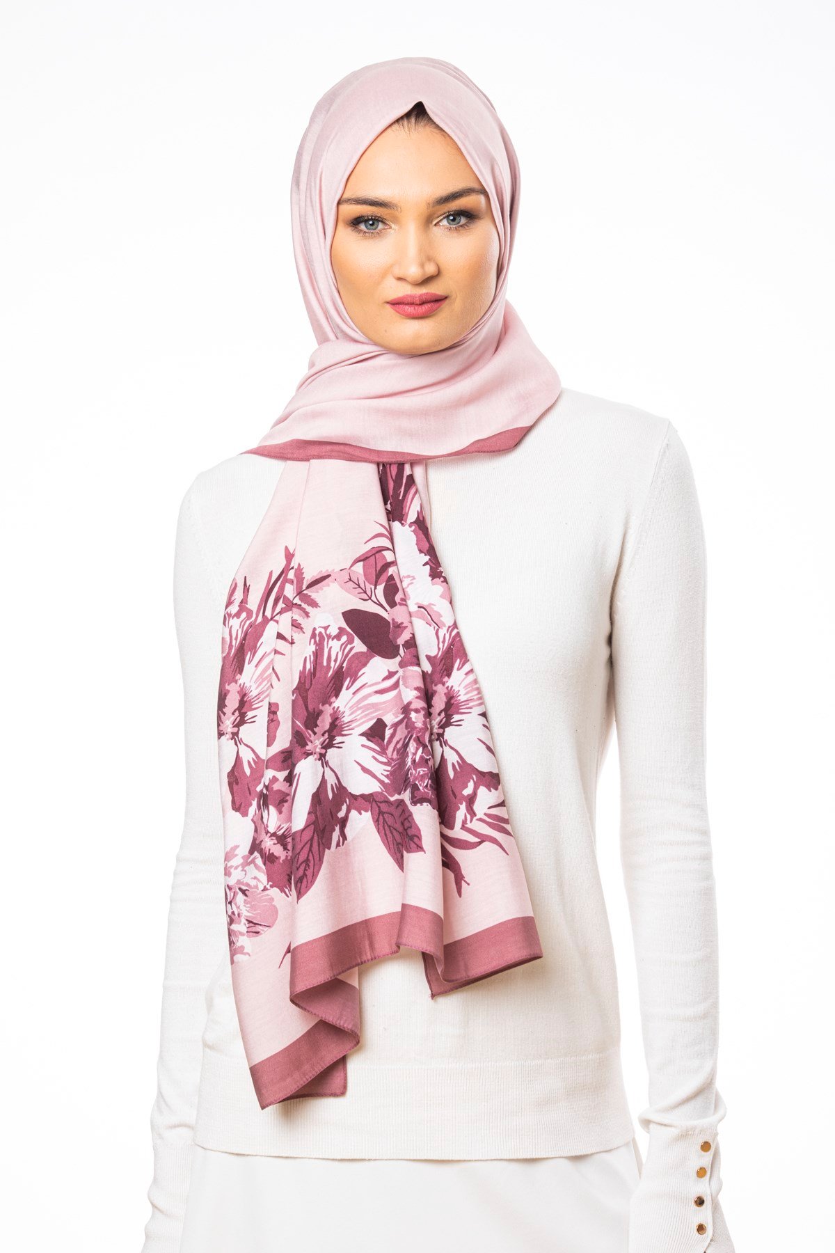 MODAL ŞALÇiçekli Desen Modal Seri Şal Askısı ile Birlikte 75x200 cm