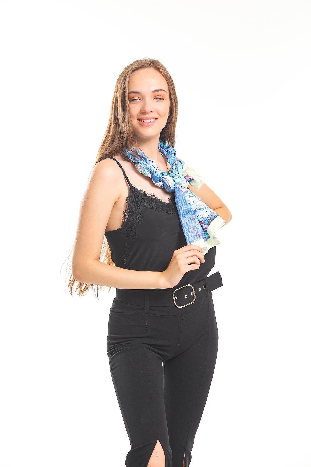 Çiçekli Desen Elegante Seri Viscon Şal Askısı İle Birlikte 75x200 cm