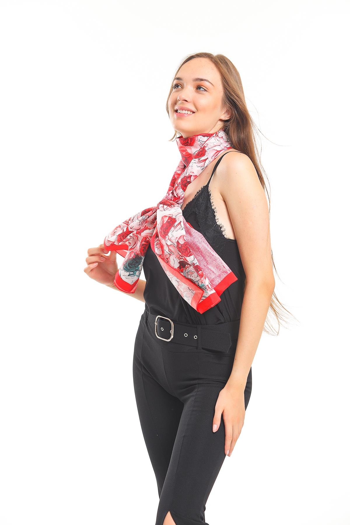 Çiçekli Desen Elegante Seri Viscon Şal Askısı İle Birlikte 75x200 cm