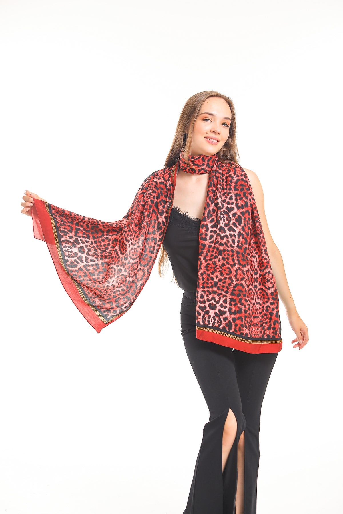 MODAL ŞALLeopar Desen Modal Seri Şal Askısı İle Birlikte 75x200 cm