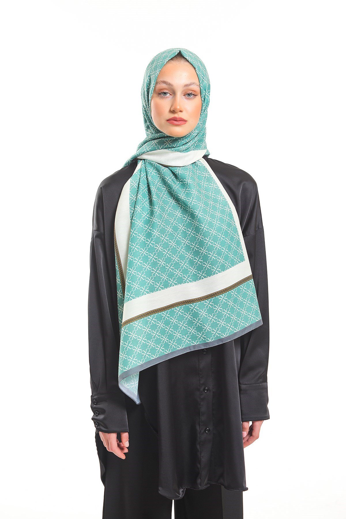 PAVIA ŞALGeometrik Desen Pavia Seri Şal Askısı ile Birlikte 75X200 cm