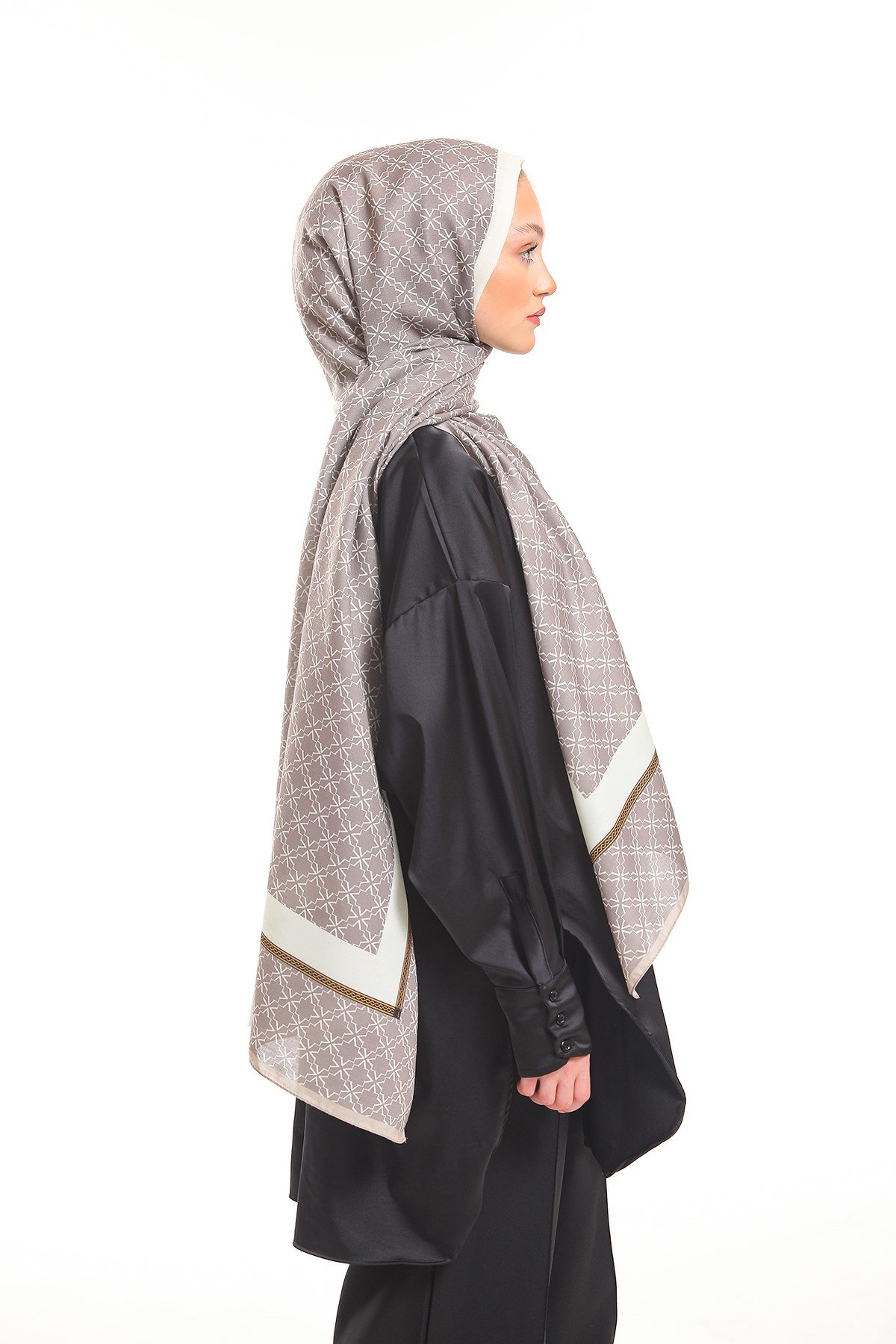 PAVIA ŞALGeometrik Desen Pavia Seri Şal Askısı ile Birlikte 75X200 cm