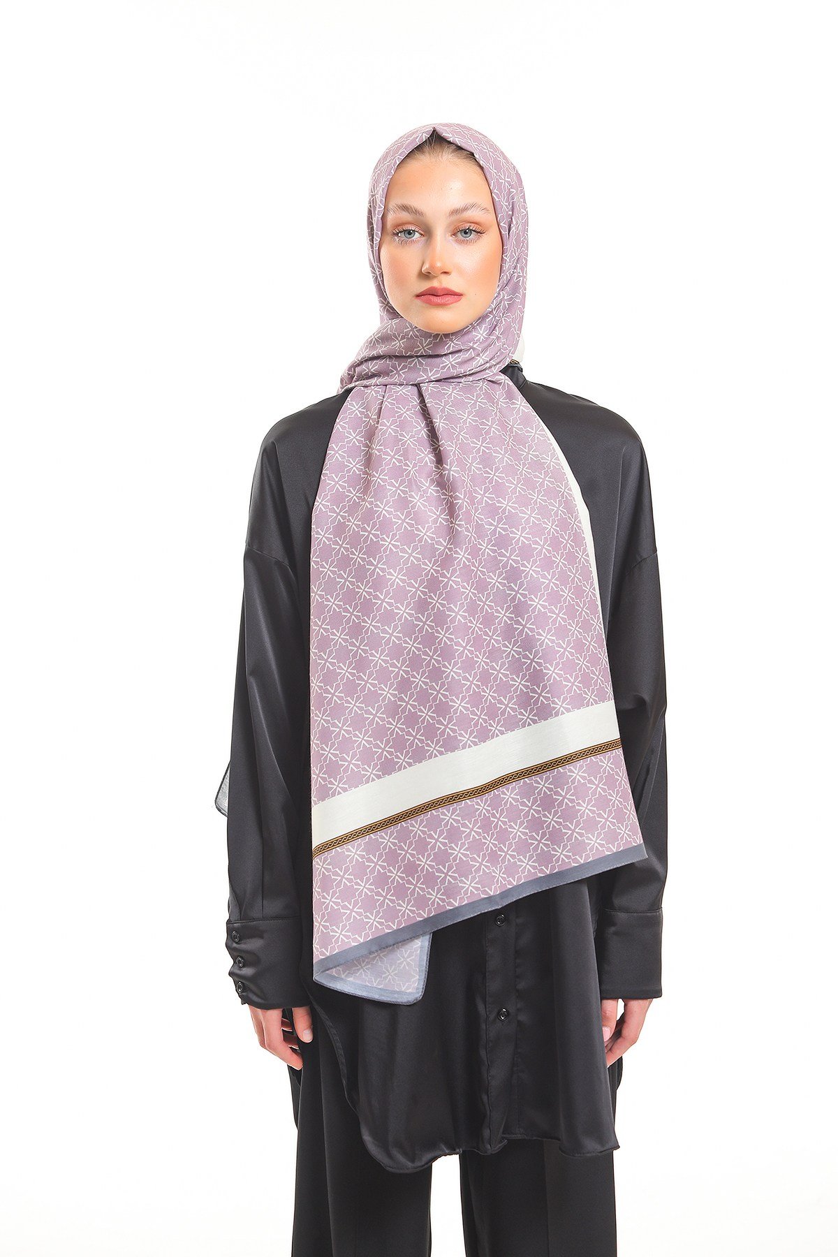 PAVIA ŞALGeometrik Desen Pavia Seri Şal Askısı ile Birlikte 75X200 cm