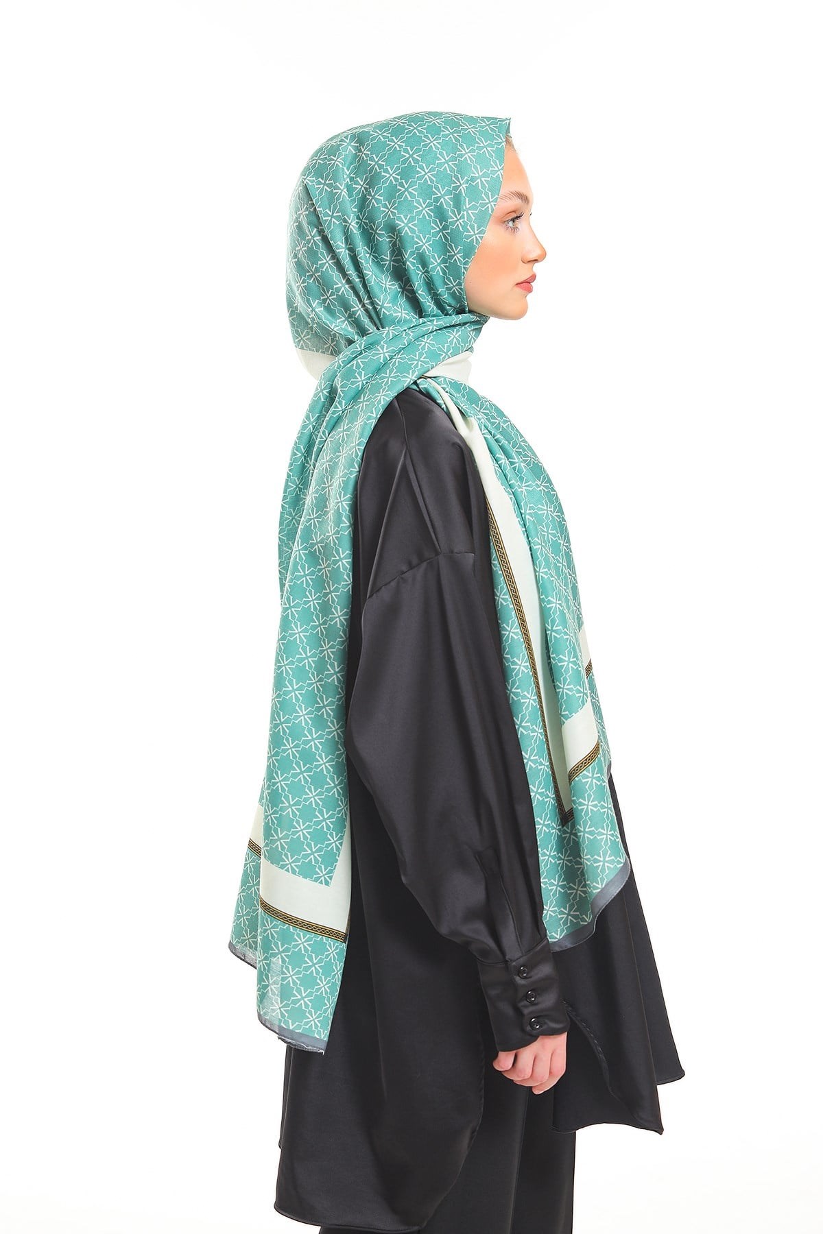 PAVIA ŞALGeometrik Desen Pavia Seri Şal Askısı ile Birlikte 75X200 cm