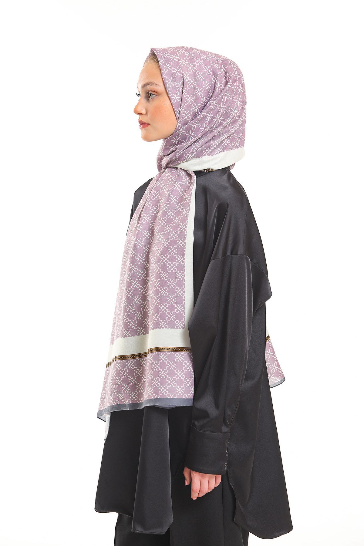 PAVIA ŞALGeometrik Desen Pavia Seri Şal Askısı ile Birlikte 75X200 cm