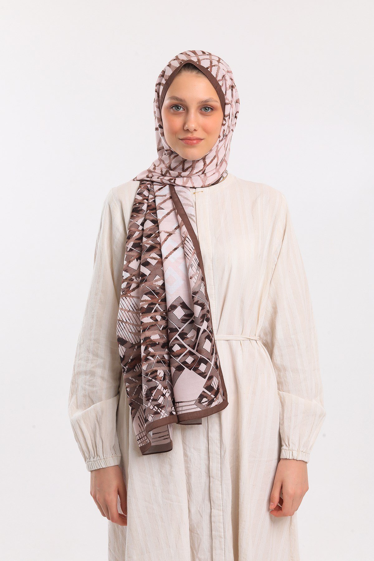 PAVIA ŞALGeometrik Desen Pavia Seri Şal Askısı ile Birlikte 75X200 cm