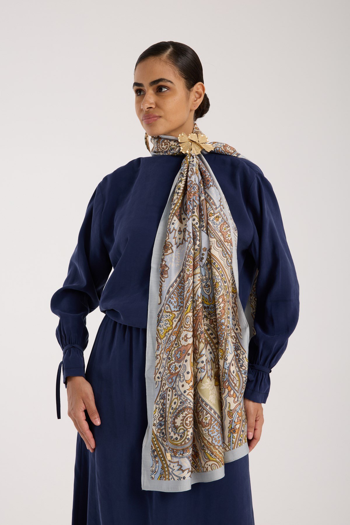 ŞALDesenli Modal Seri Şal Askısı İle Birlikte 75x200 cm
