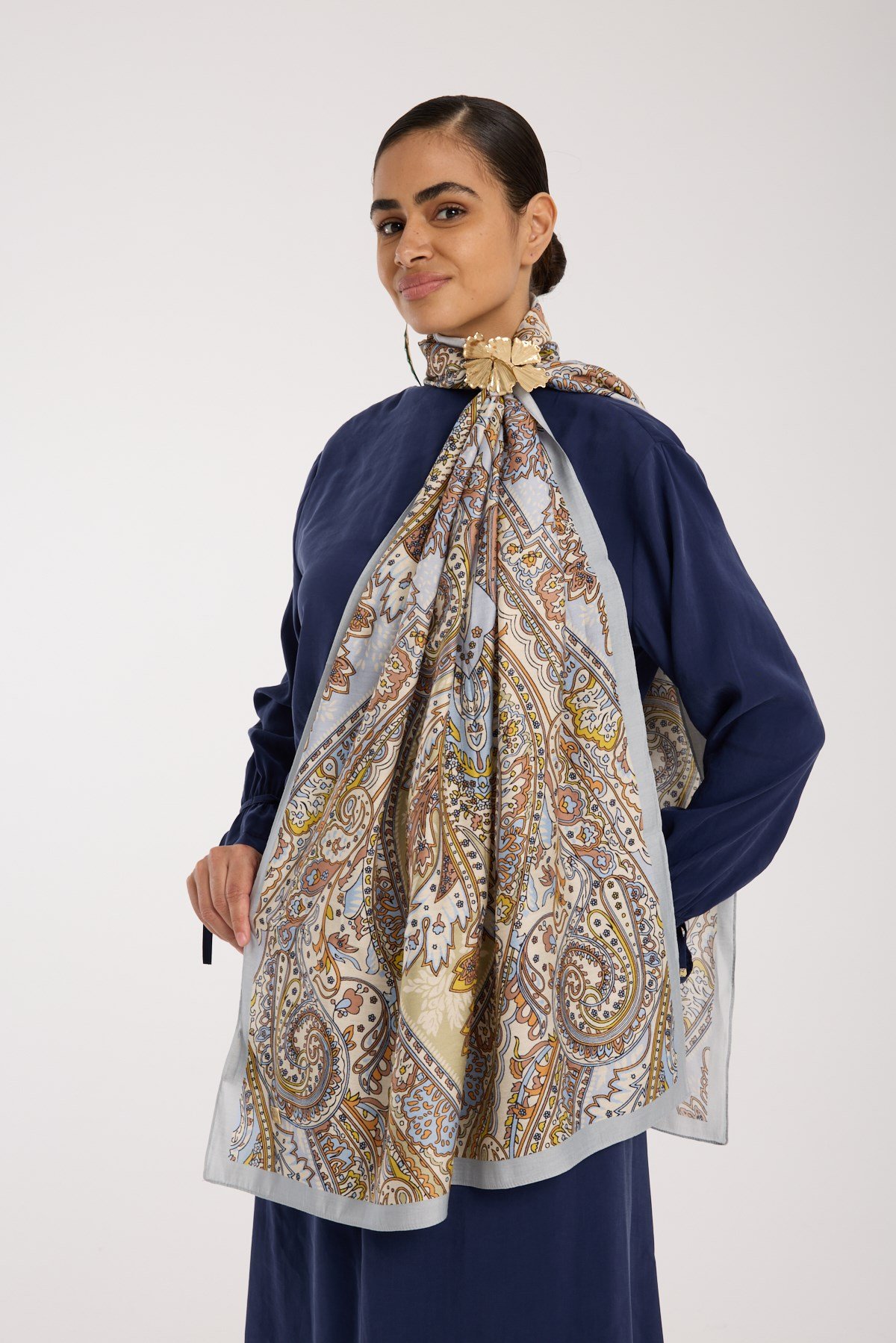 ŞALDesenli Modal Seri Şal Askısı İle Birlikte 75x200 cm