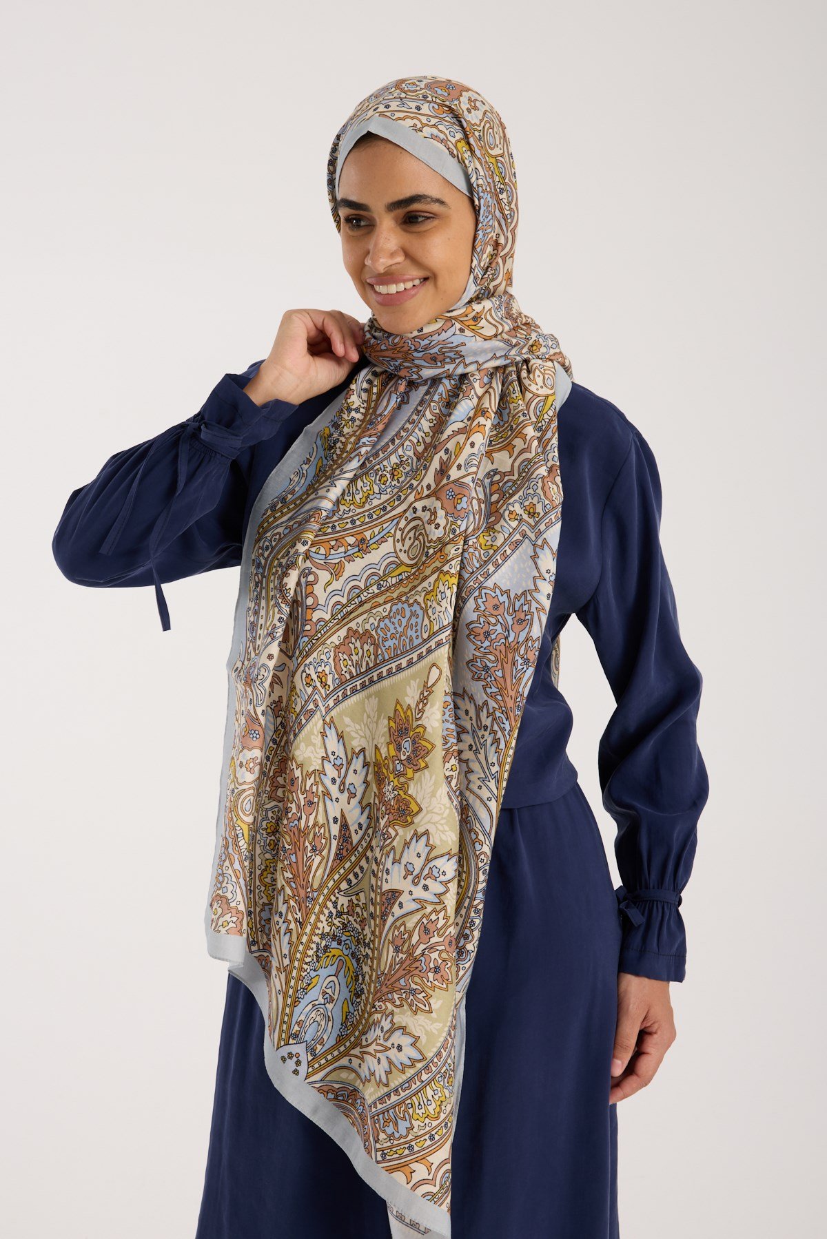 ŞALDesenli Modal Seri Şal Askısı İle Birlikte 75x200 cm