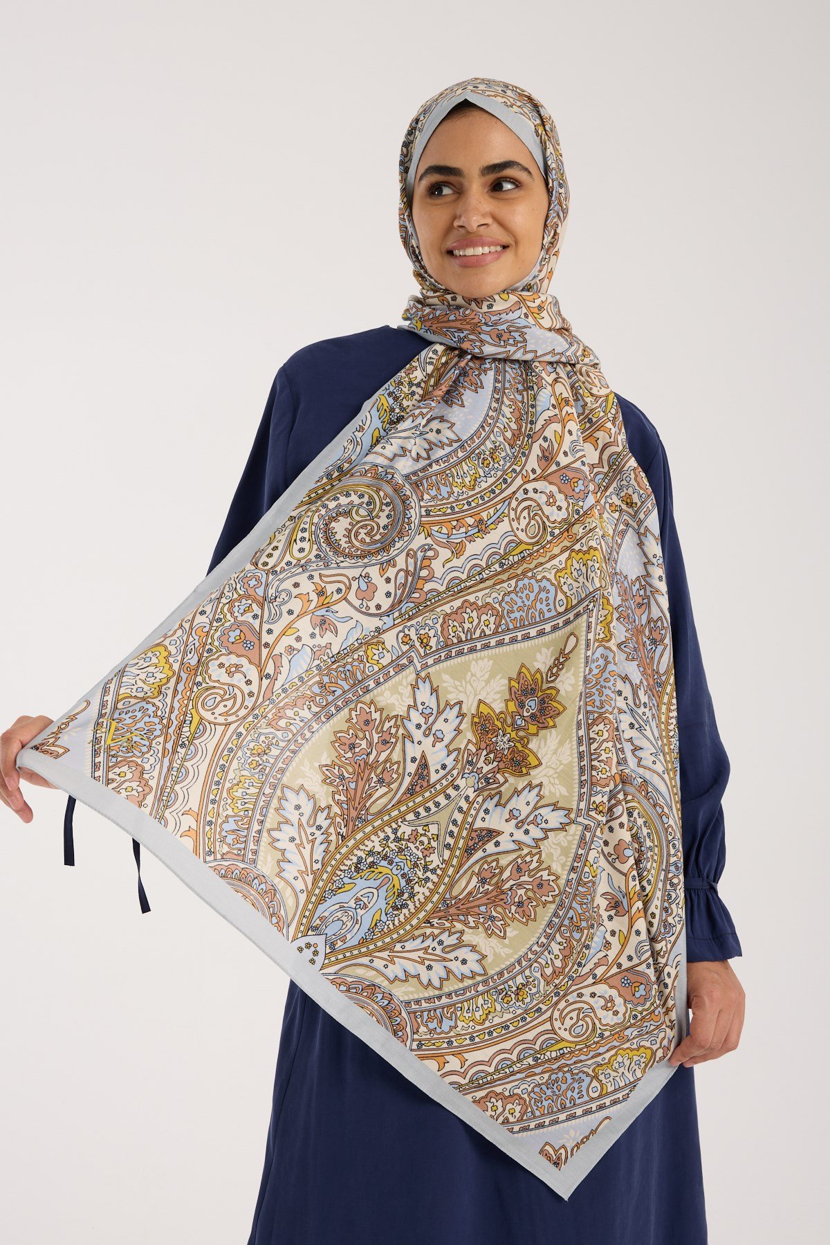 ŞALDesenli Modal Seri Şal Askısı İle Birlikte 75x200 cm