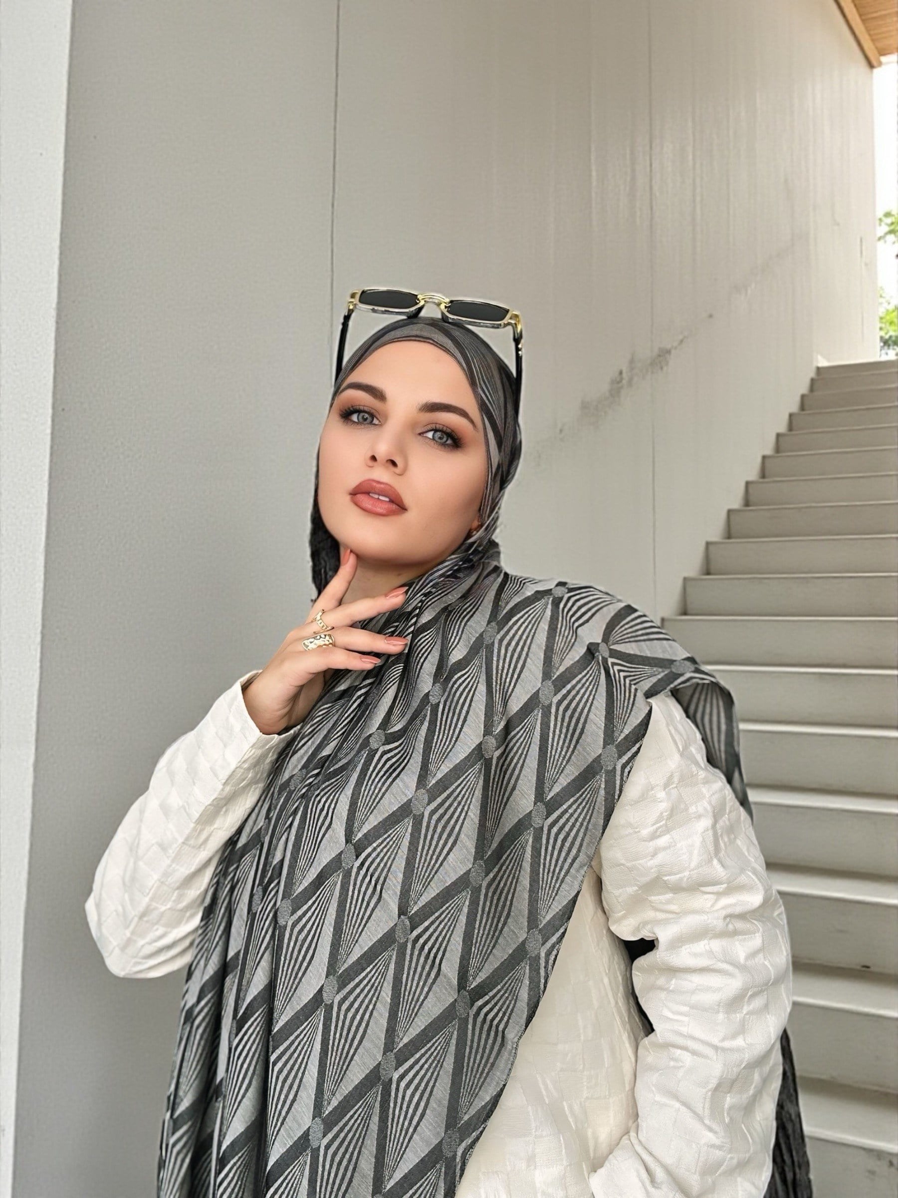 ŞALItalian Jakar Seri Şal Askısı ile Birlikte 75x200 cm
