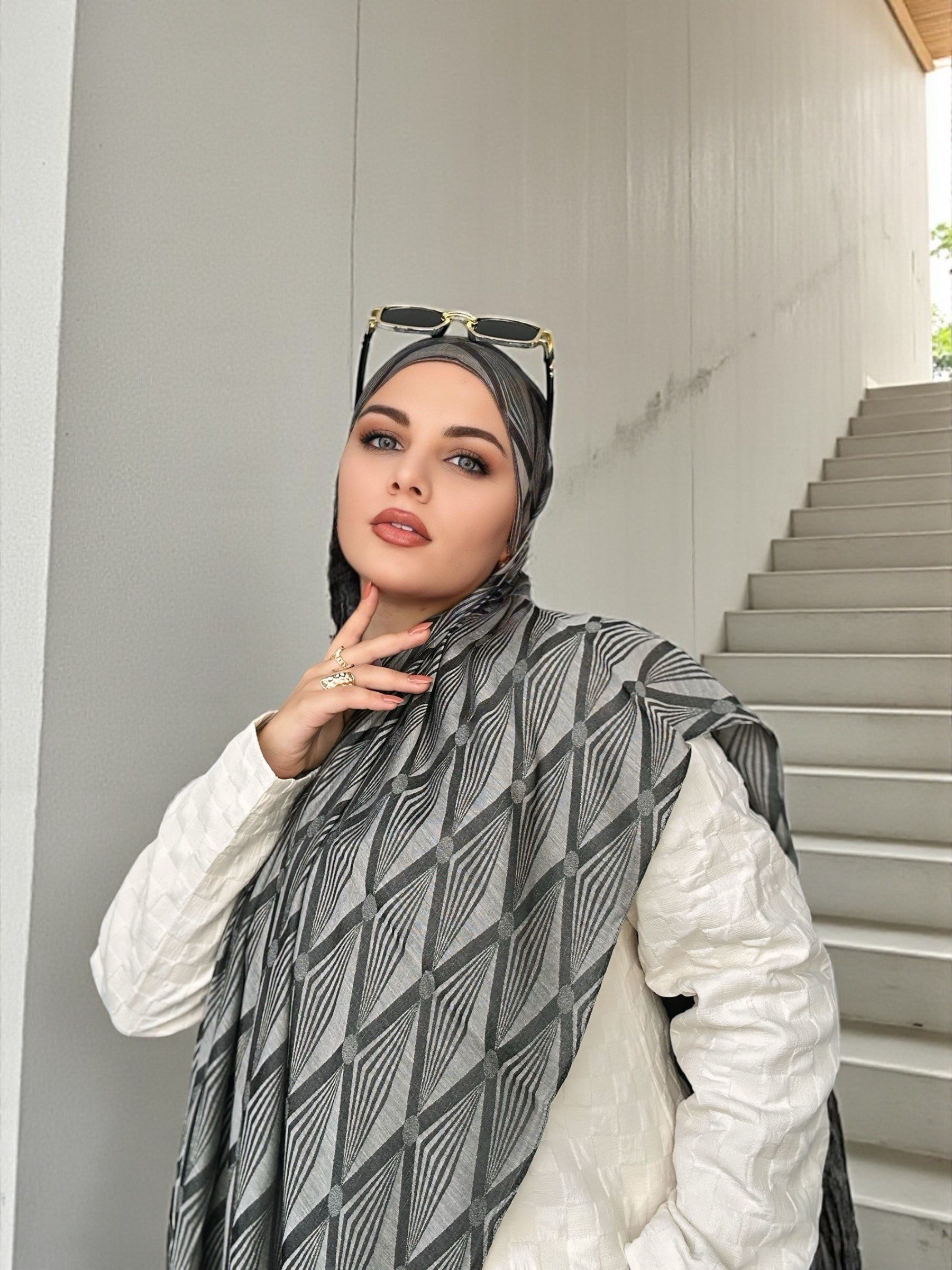 ŞALItalian Jakar Seri Şal Askısı ile Birlikte 75x200 cm