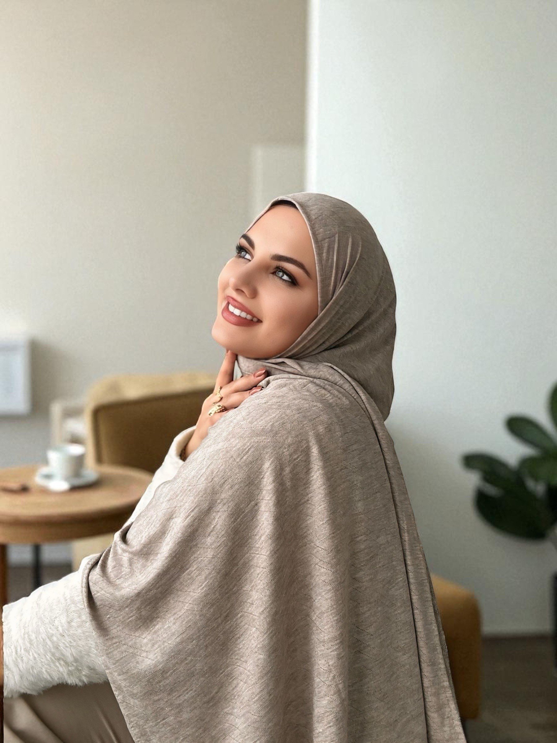 ŞALMonogram Desen Impluse Seri Şal Askısı ile Birlikte 75x200