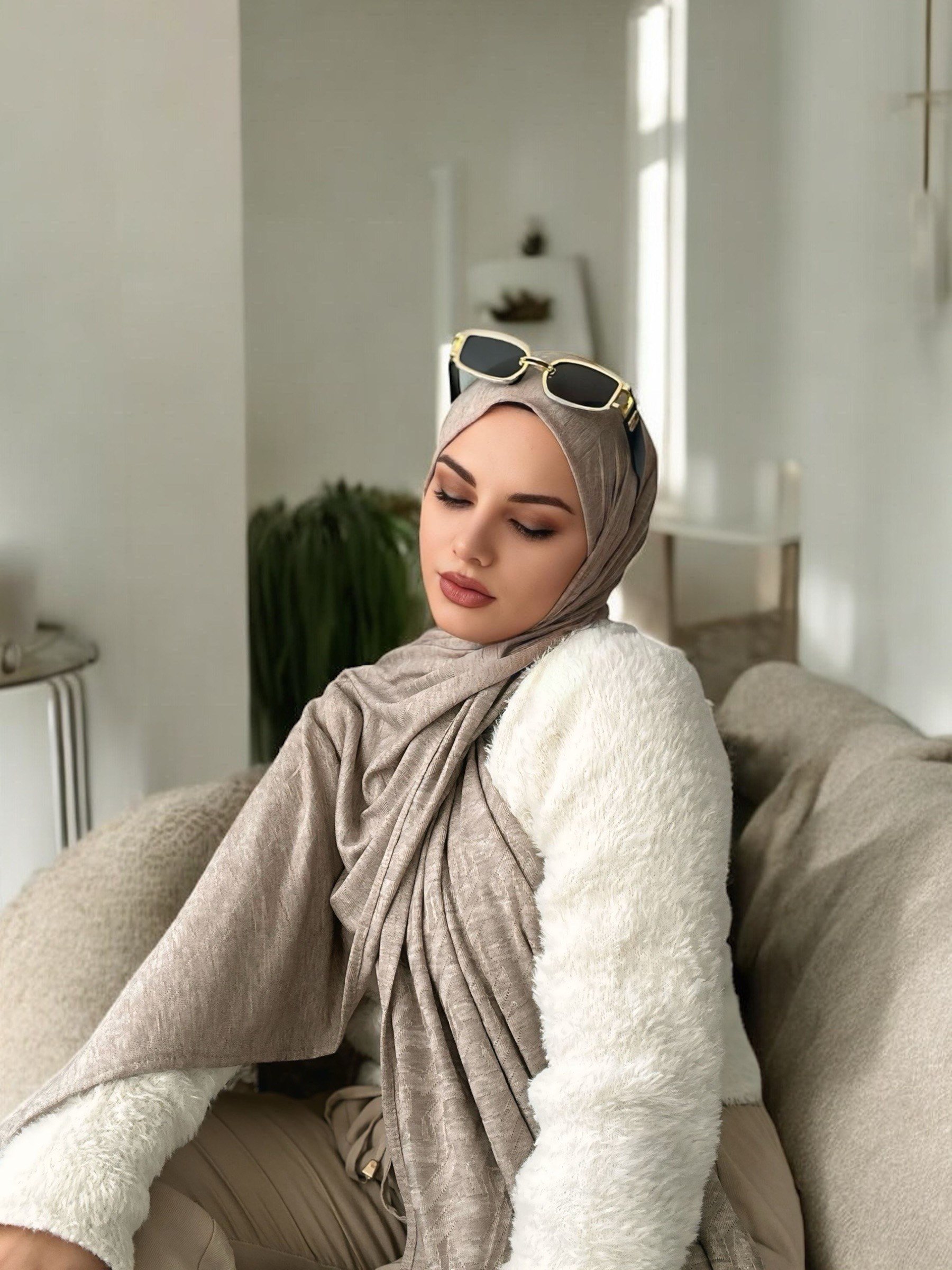 ŞALMonogram Desen Impluse Seri Şal Askısı ile Birlikte 75x200