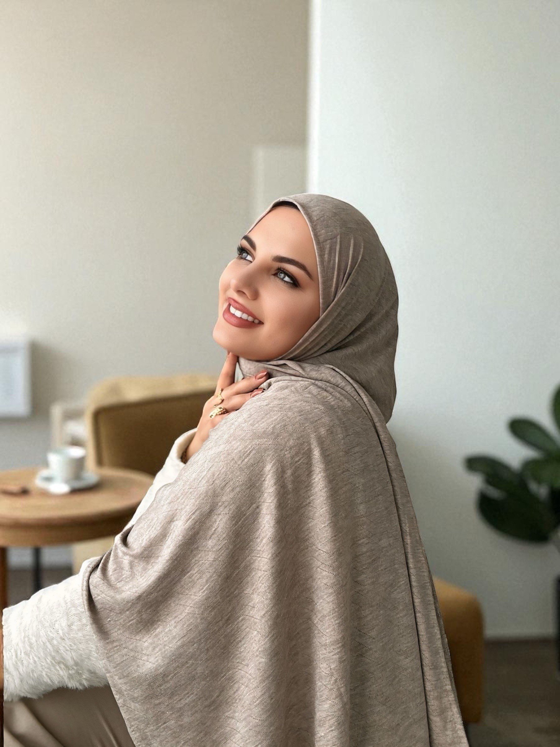 ŞALMonogram Desen Impluse Seri Şal Askısı ile Birlikte 75x200