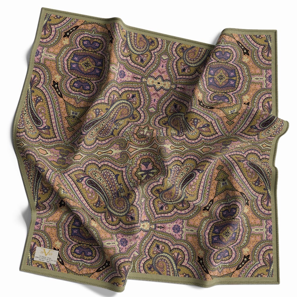 ŞALEtro Desen WOOLLY Seri Eşarp Askısı İle Birlikte 94X94 cm