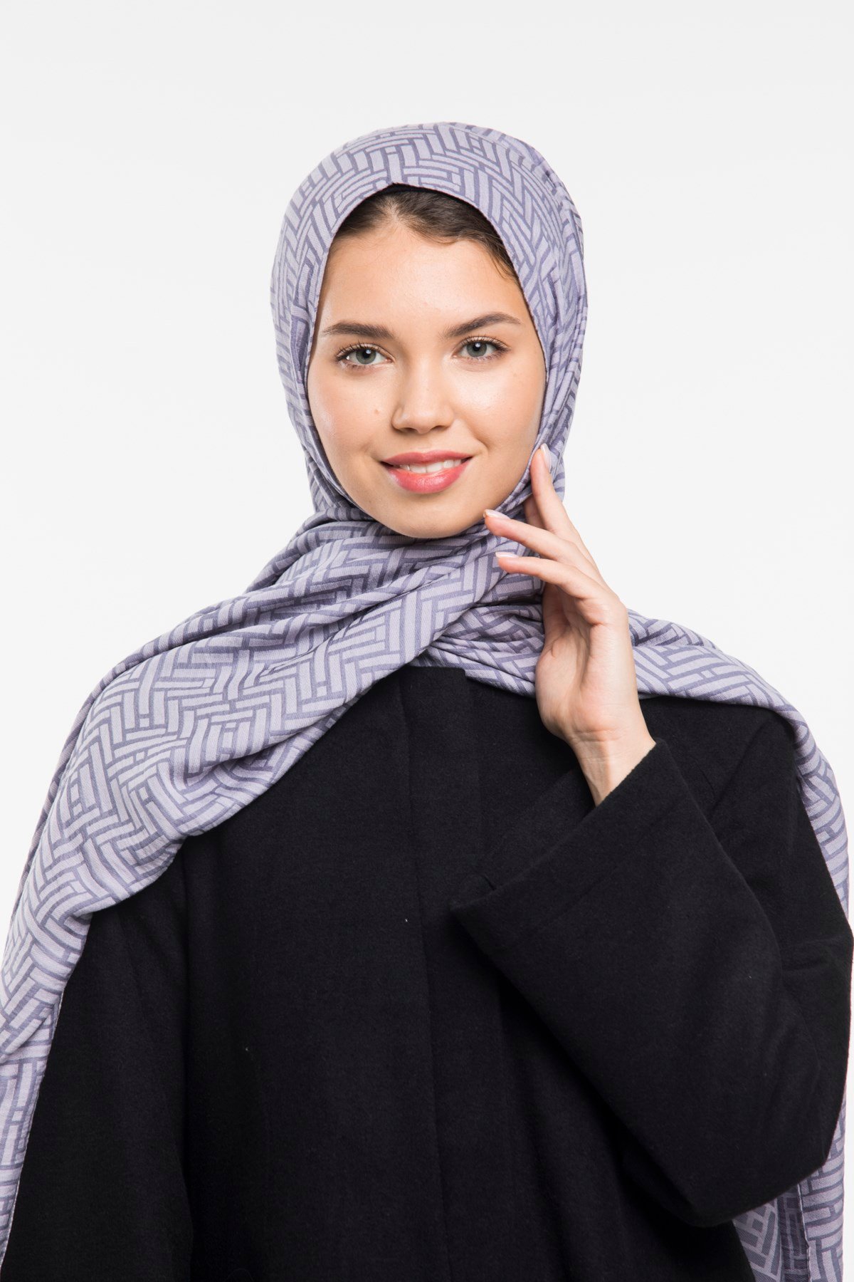 JAKARLI MODAL ŞALJAKAR Desen Jakarlı Modal Seri Şal Askısı ile Birlikte 75x200 cm