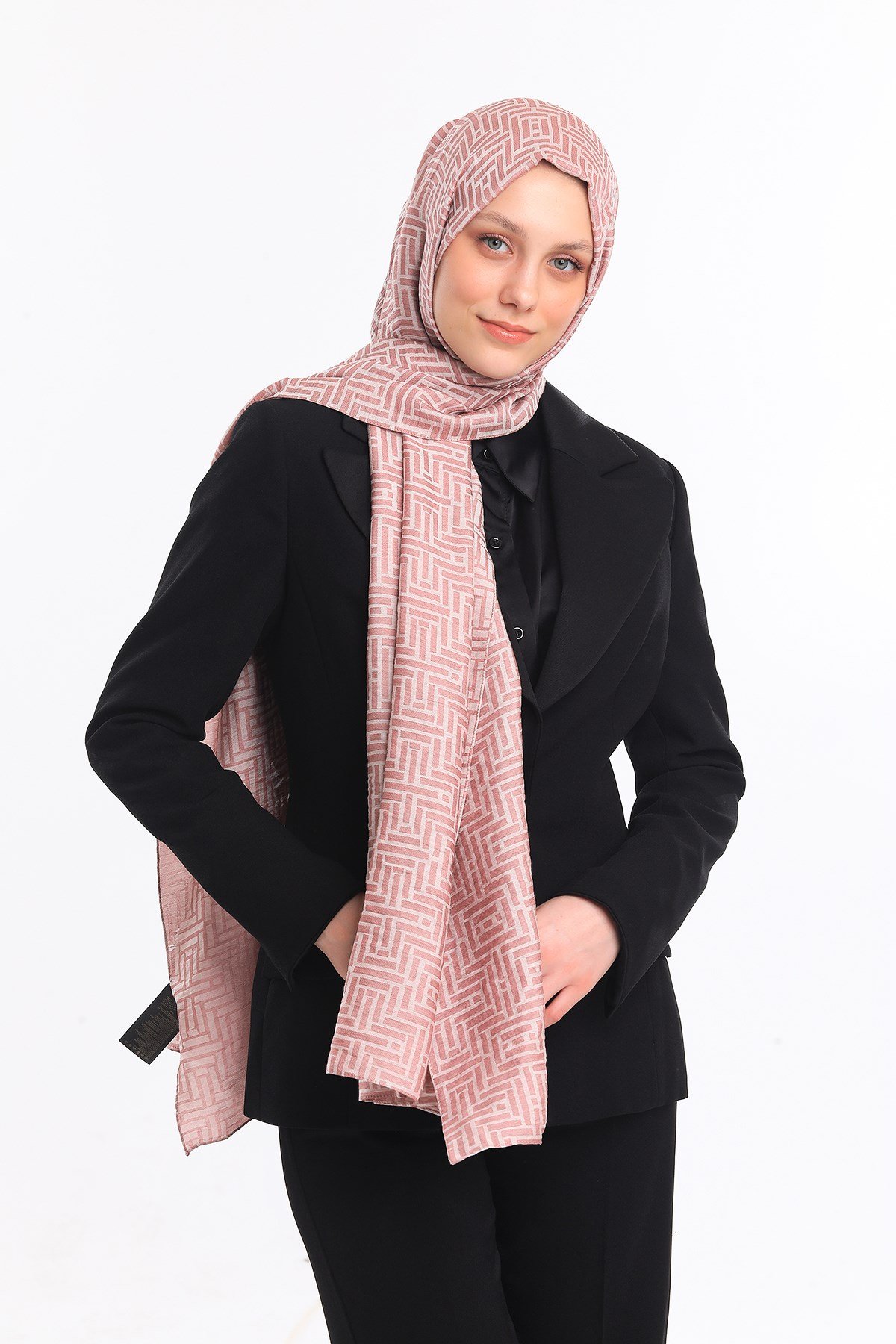 JAKARLI MODAL ŞALJAKAR Desen Jakarlı Modal Seri Şal Askısı ile Birlikte 75x200 cm