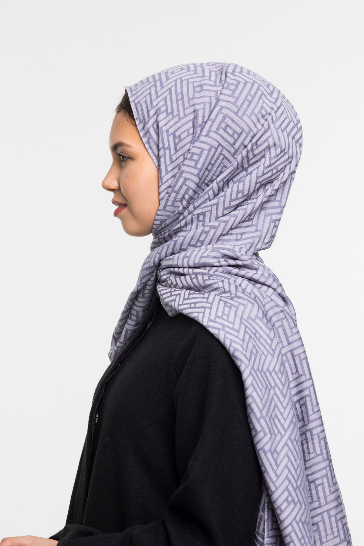JAKARLI MODAL ŞALJAKAR Desen Jakarlı Modal Seri Şal Askısı ile Birlikte 75x200 cm