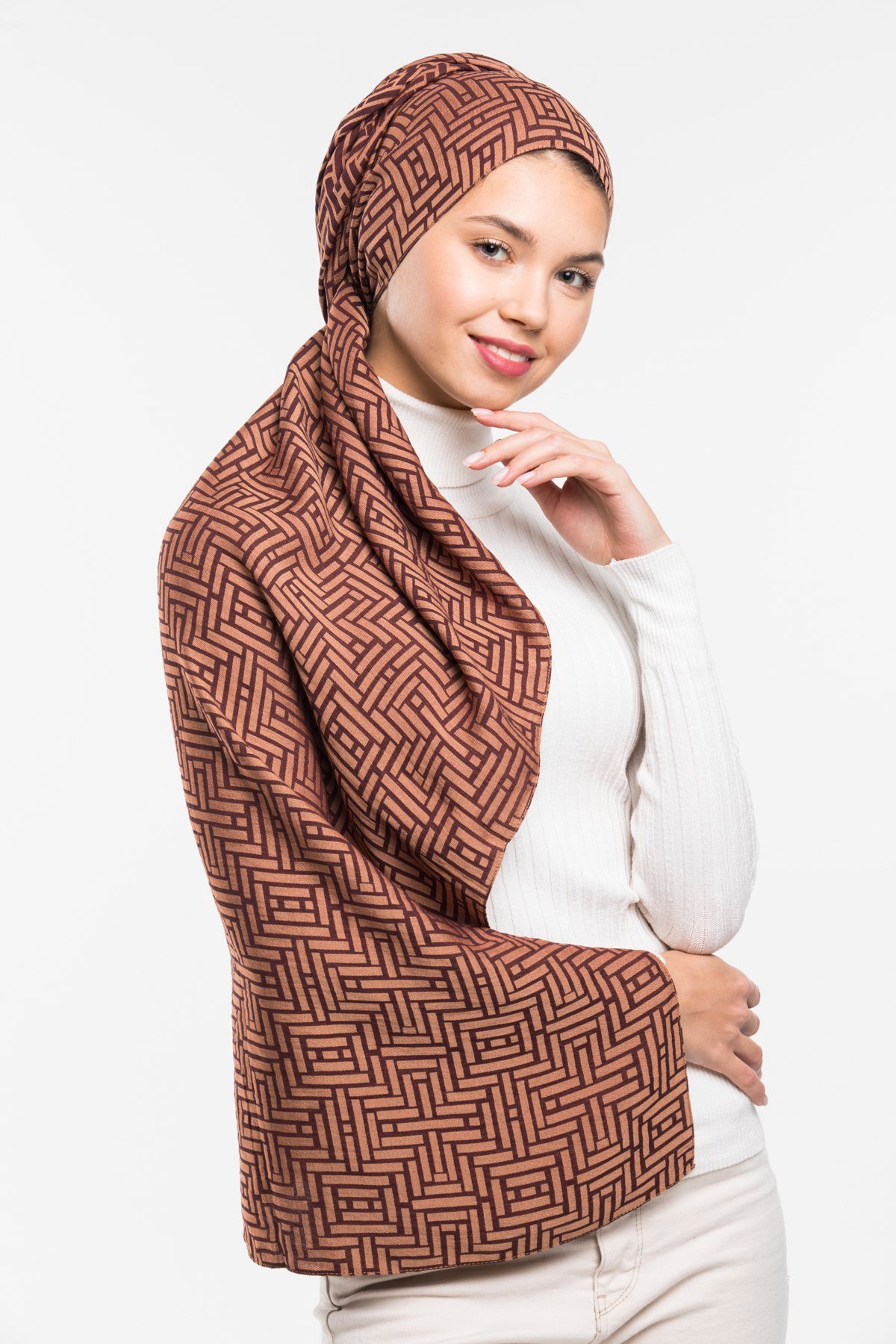 JAKARLI MODAL ŞALJAKAR Desen Jakarlı Modal Seri Şal Askısı ile Birlikte 75x200 cm
