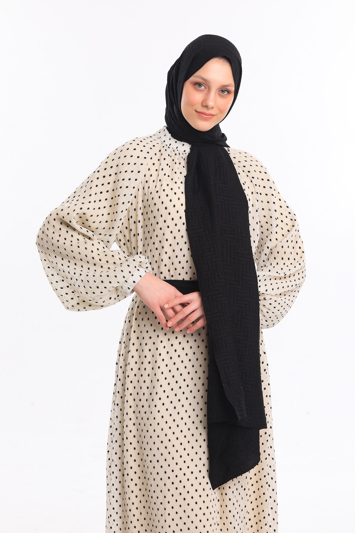 JAKARLI MODAL ŞALJAKAR Desen Jakarlı Modal Seri Şal Askısı ile Birlikte 75x200 cm