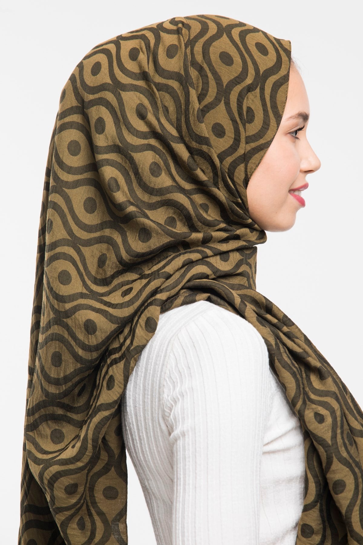 ŞALHelezon Desen Jakarlı Modal Seri Şal Askısı ile Birlikte 75x200 cm