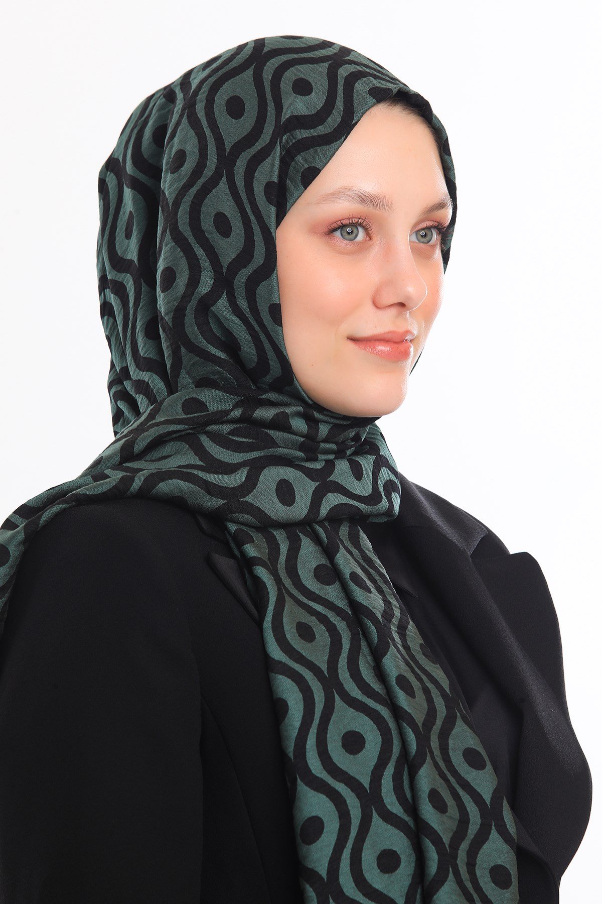 ŞALHelezon Desen Jakarlı Modal Seri Şal Askısı ile Birlikte 75x200 cm