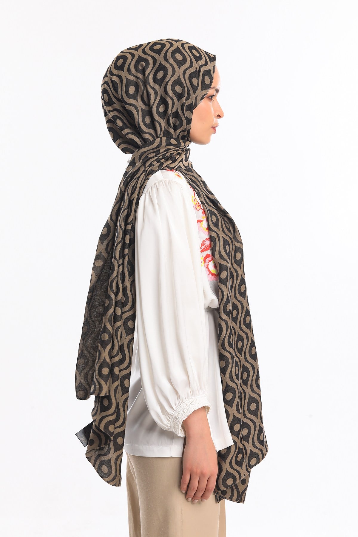ShawlHelezon Desen Jakarlı Modal Seri Şal Askısı ile Birlikte 75x200 cm