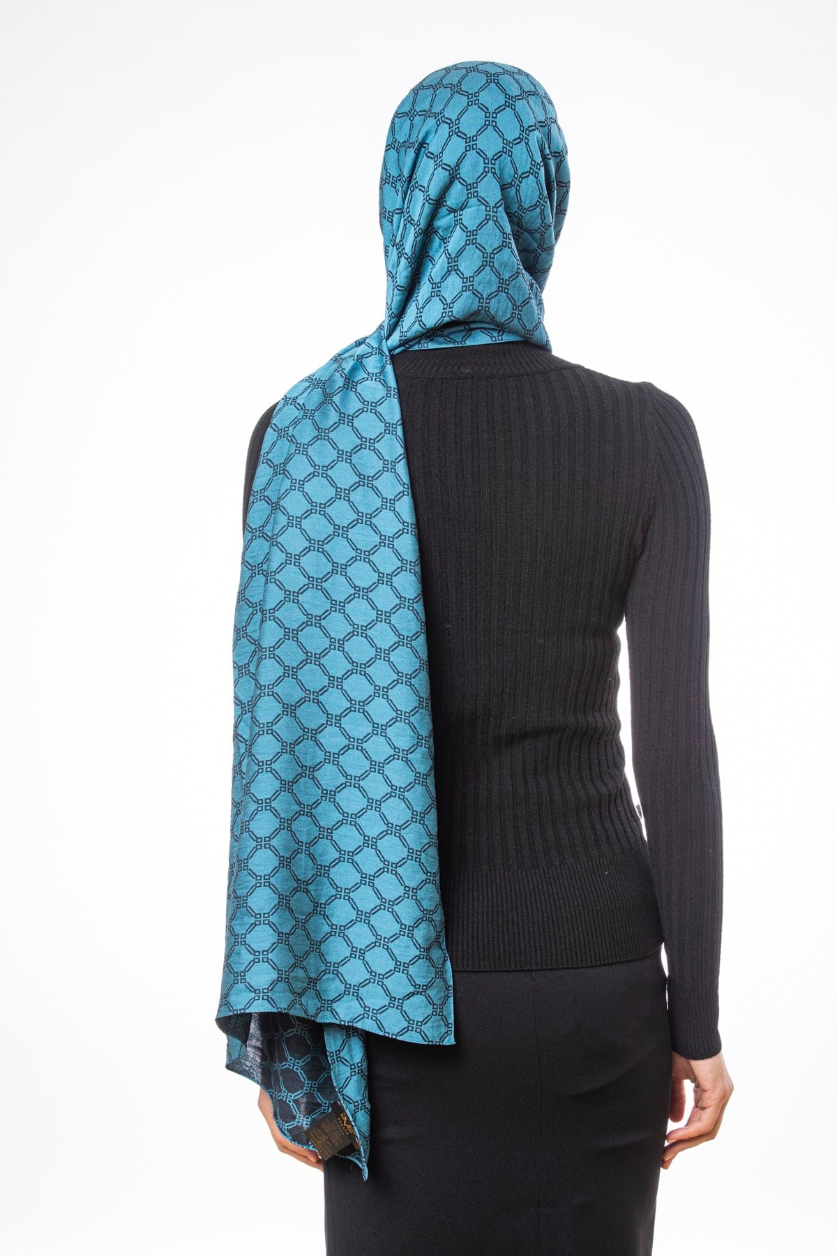 JAKARLI MODAL ŞALHelezon Desen Jakarlı Modal Seri Şal Askısı ile Birlikte 75x200 cm