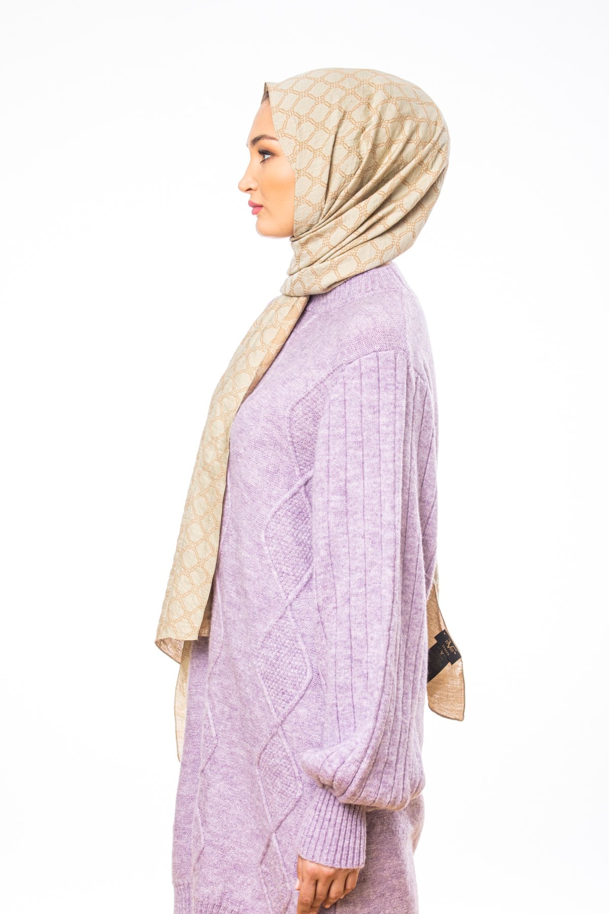 JAKARLI MODAL ŞALHelezon Desen Jakarlı Modal Seri Şal Askısı ile Birlikte 75x200 cm