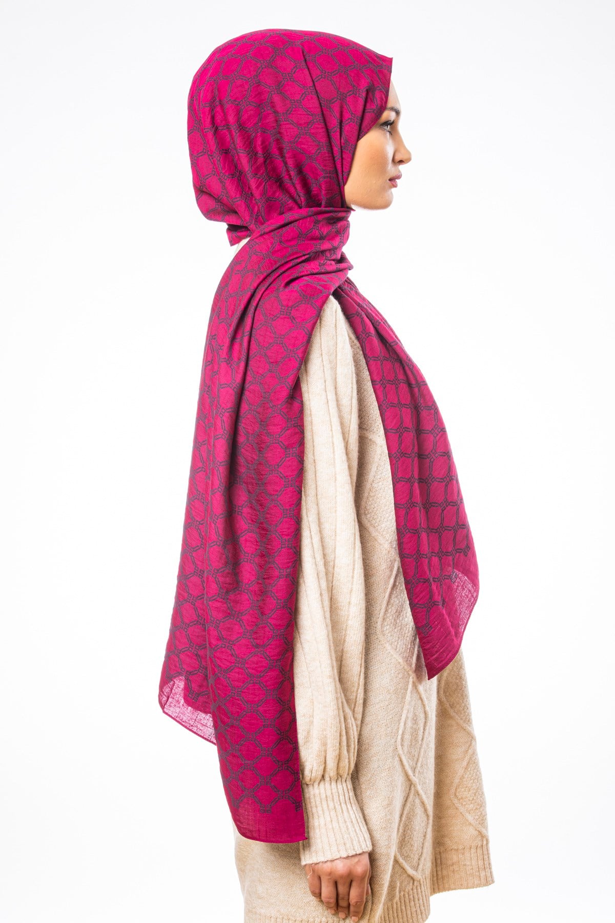 JAKARLI MODAL ŞALHelezon Desen Jakarlı Modal Seri Şal Askısı ile Birlikte 75x200 cm