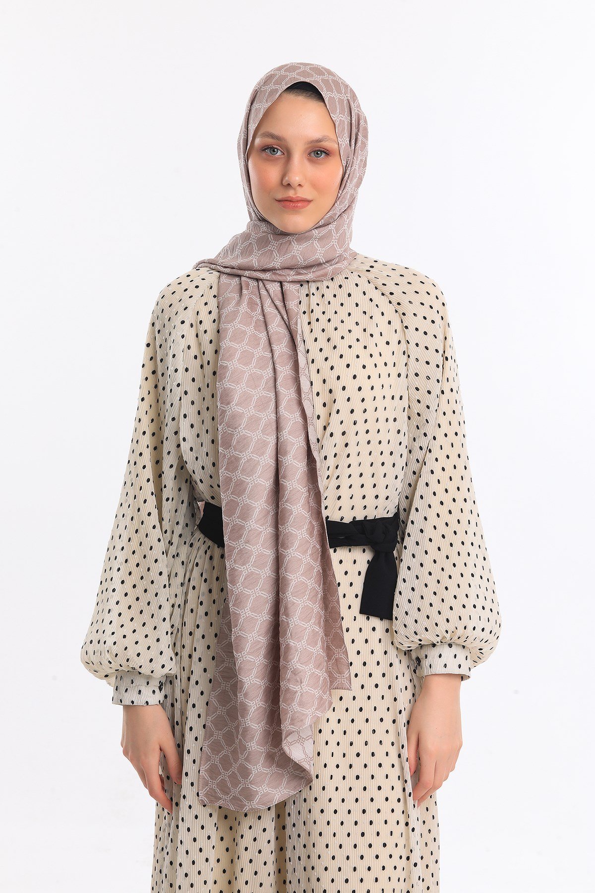 JAKARLI MODAL ŞALHelezon Desen Jakarlı Modal Seri Şal Askısı ile Birlikte 75x200 cm