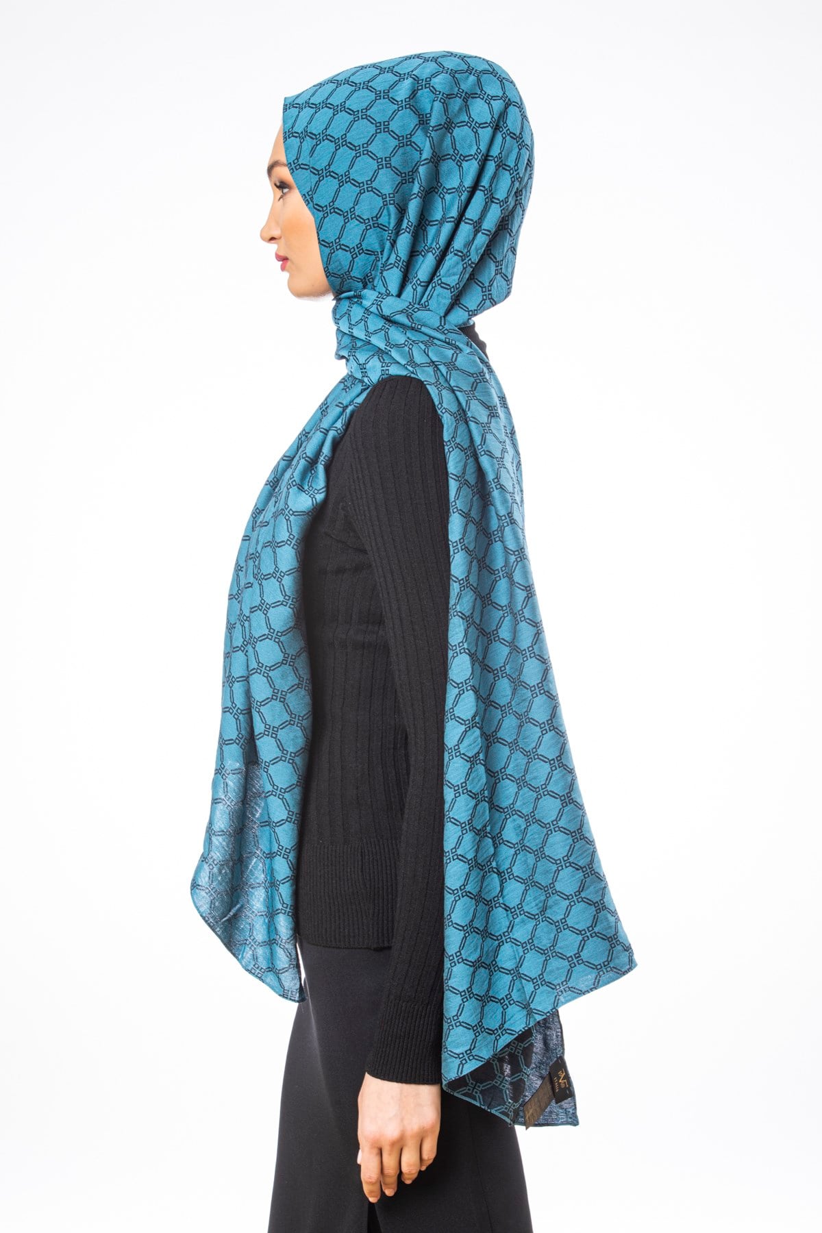 JAKARLI MODAL ŞALHelezon Desen Jakarlı Modal Seri Şal Askısı ile Birlikte 75x200 cm