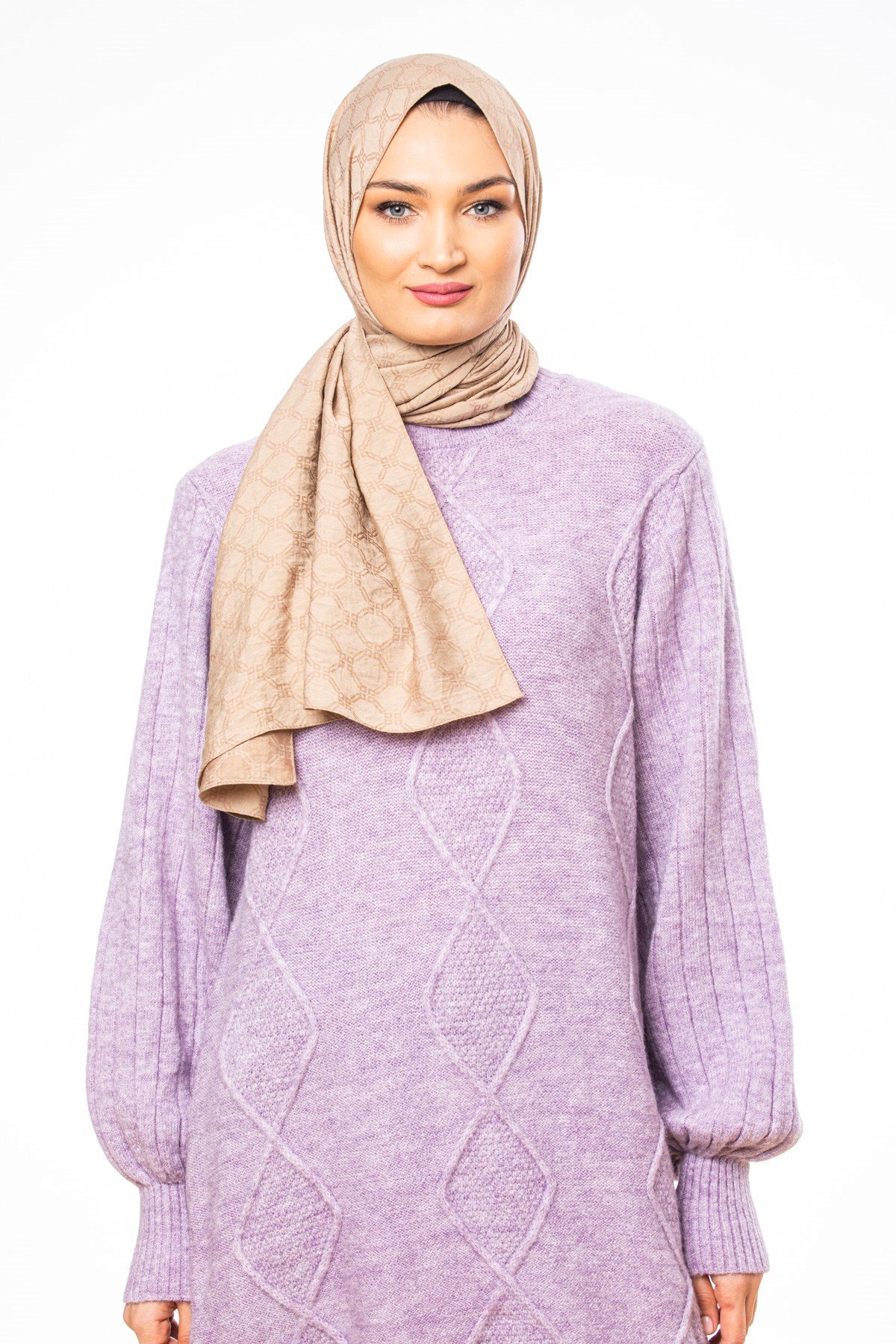 JAKARLI MODAL ŞALHelezon Desen Jakarlı Modal Seri Şal Askısı ile Birlikte 75x200 cm