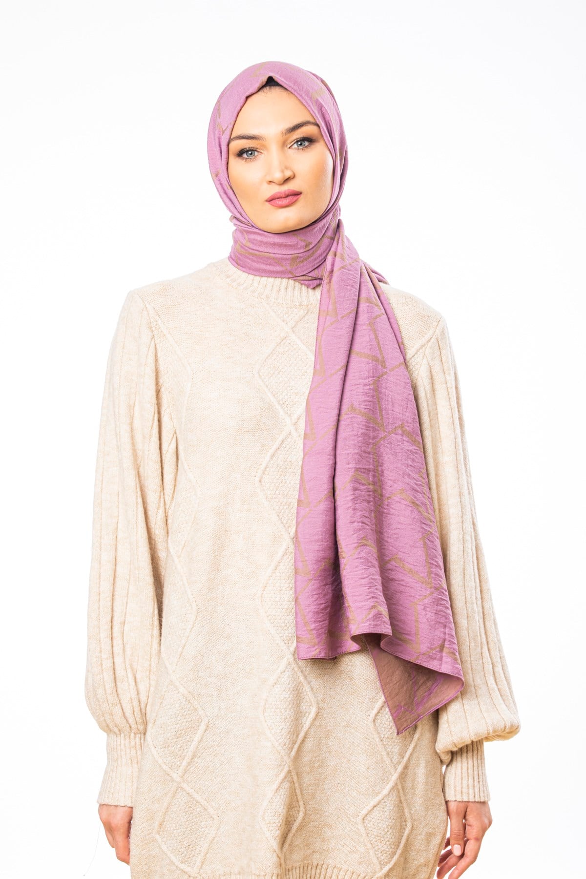 JAKARLI MODAL ŞALHelezon Desen Jakarlı Modal Seri Şal Askısı ile Birlikte 75x200 cm