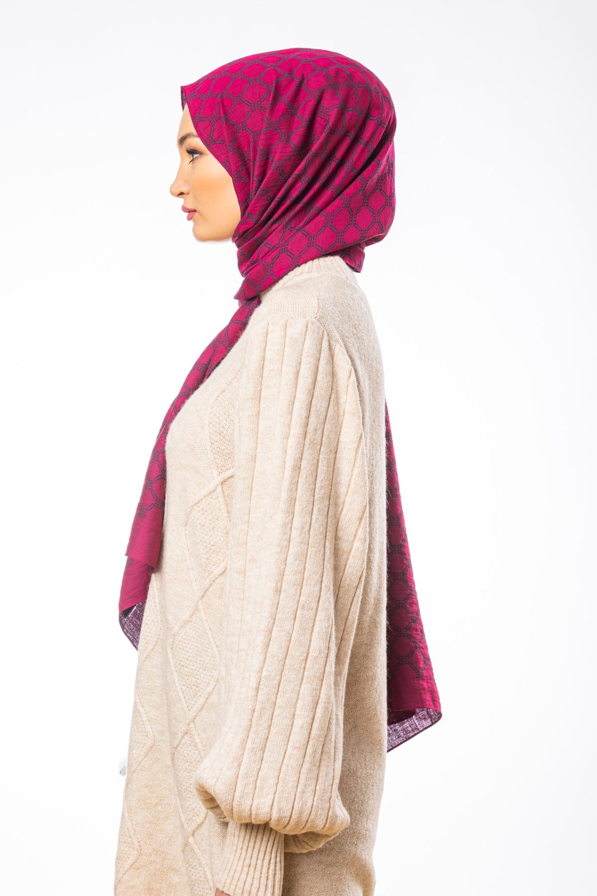 JAKARLI MODAL ŞALHelezon Desen Jakarlı Modal Seri Şal Askısı ile Birlikte 75x200 cm