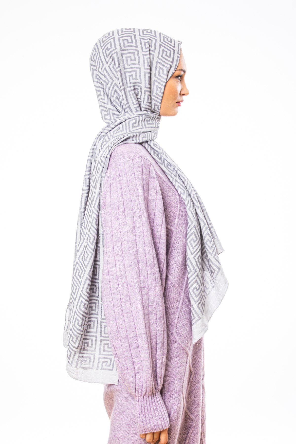 JAKARLI MODAL ŞALJakar Dokuma Desen Jakarlı Modal Seri Şal Askısı ile Birlikte 75x200 cm