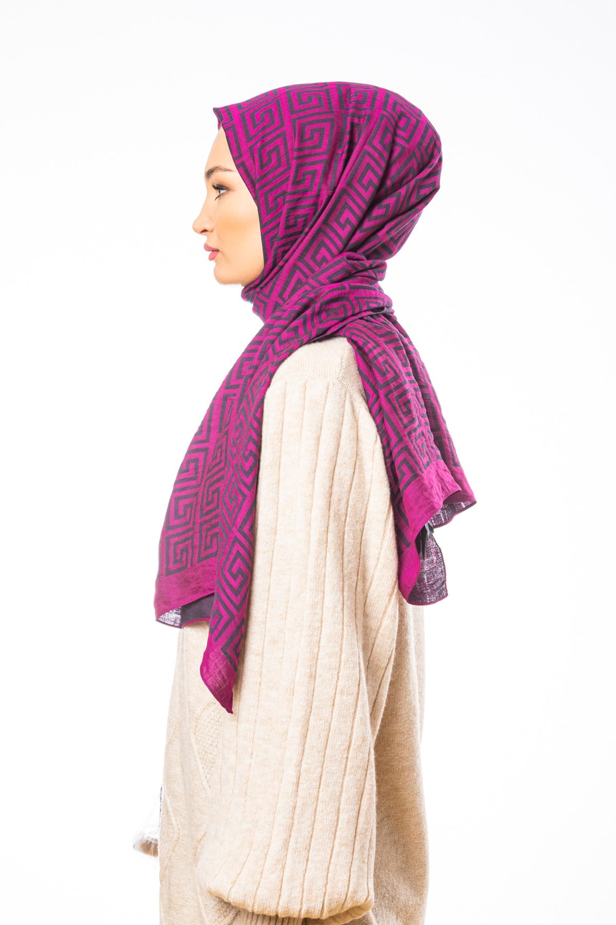 JAKARLI MODAL ŞALJakar Dokuma Desen Jakarlı Modal Seri Şal Askısı ile Birlikte 75x200 cm