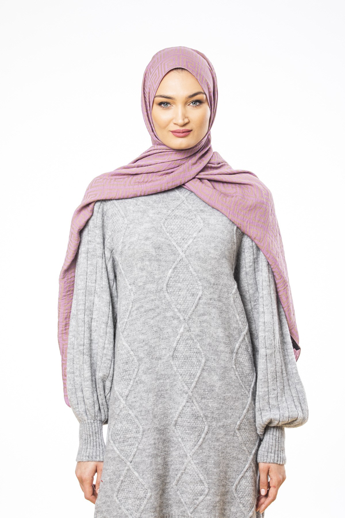 JAKARLI MODAL ŞALJakar Dokuma Desen Jakarlı Modal Seri Şal Askısı ile Birlikte 75x200 cm